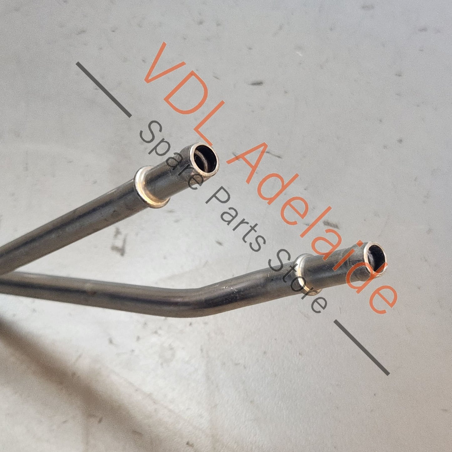 9A210608400 9A210608200 Porsche 911 Turbocharger Coolant Feed and Return Hose Pipe RHS 9A210608400 9A210608200