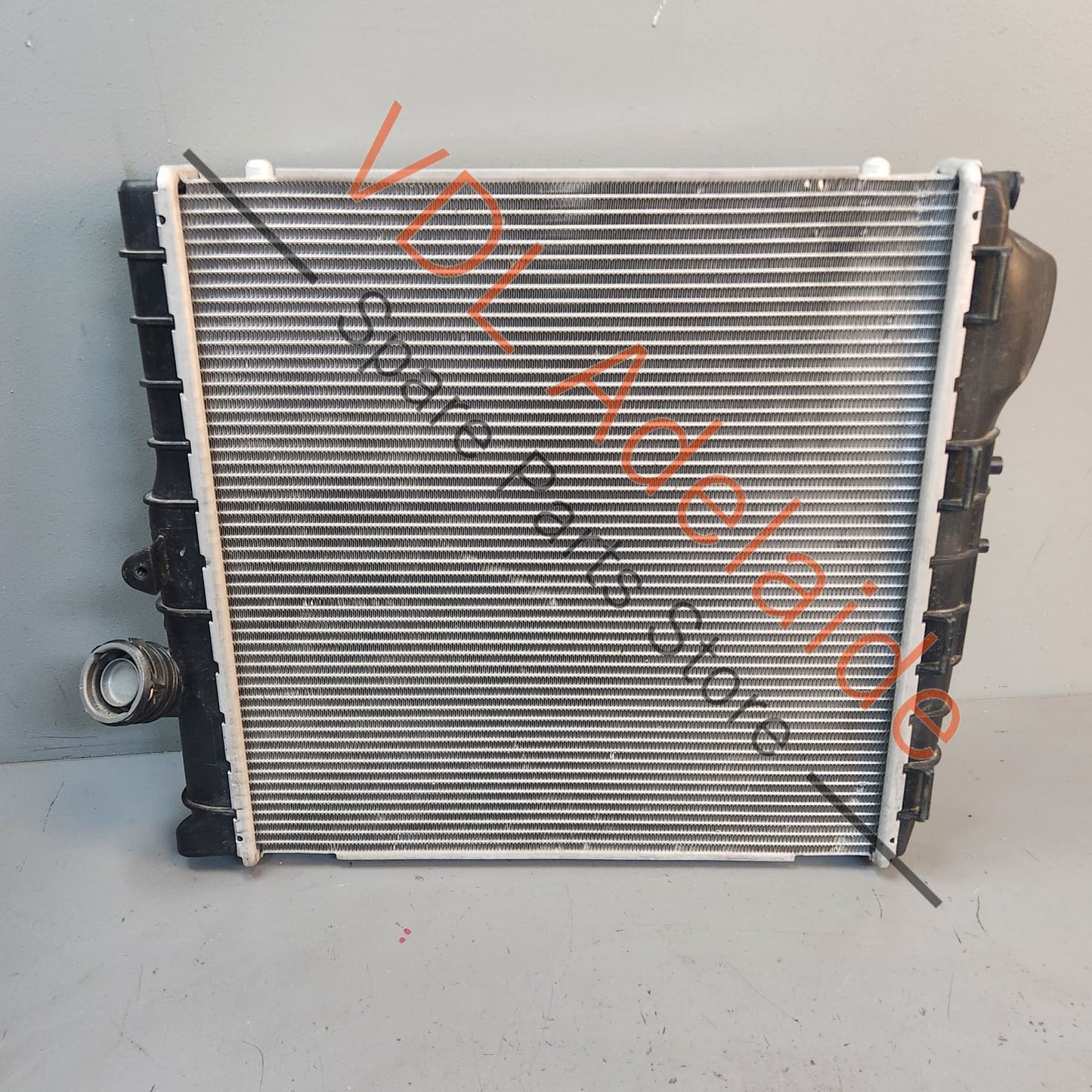 9P1121251 Porsche 911 991.2 Left Side Front Radiator 9P1121251