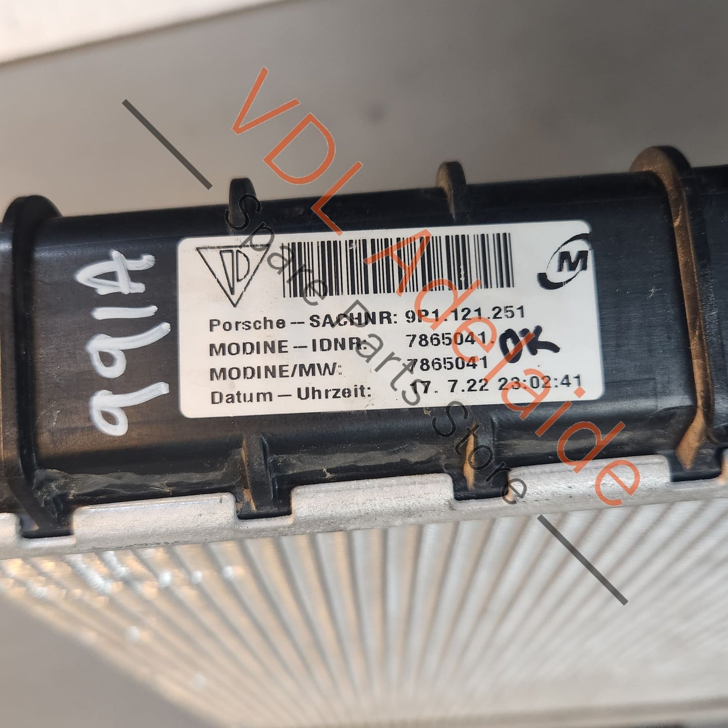 9P1121251 Porsche 911 991.2 Left Side Front Radiator 9P1121251