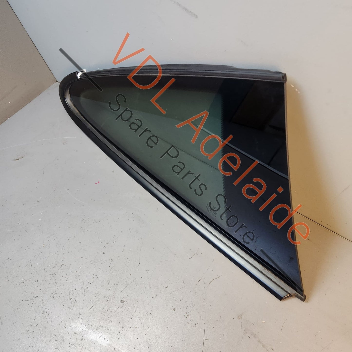 9915431121603C Porsche 911 Coupe Right Rear Side Window Glass 99154311216 03C Rally Black