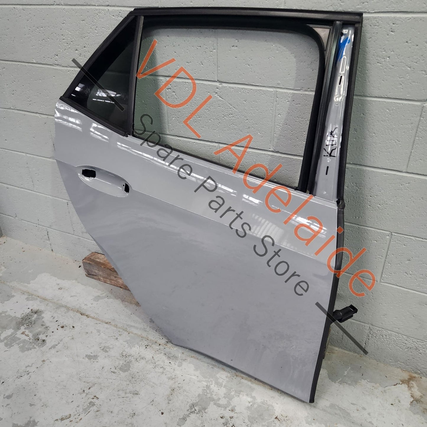 10A833056G Cupra Born K11 Rear Right Door Shell Panel 10A833056G Vapor Grey C2C2 / A7C