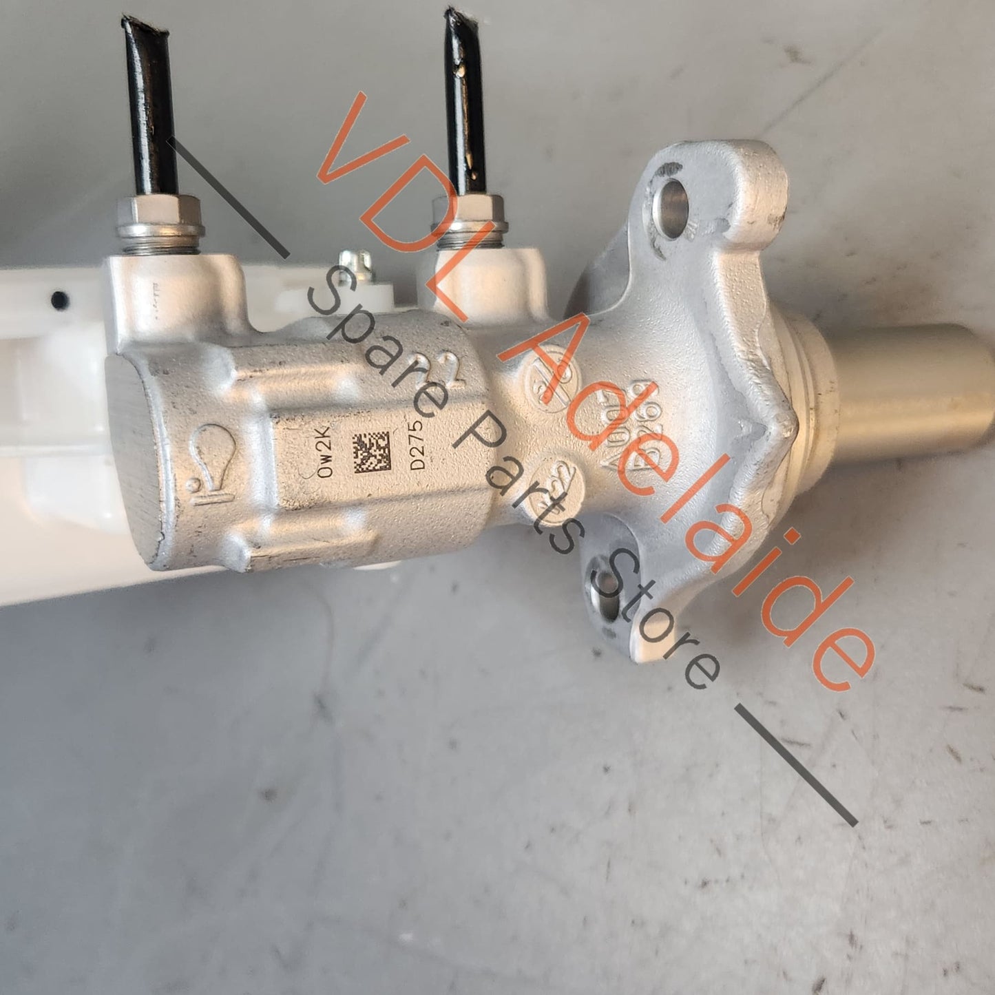 1EC614019A 1EA614783 1EC611301 Cupra Born K11 Brake Master Cylinder 1EC614019A 1EA614783 1EC611301