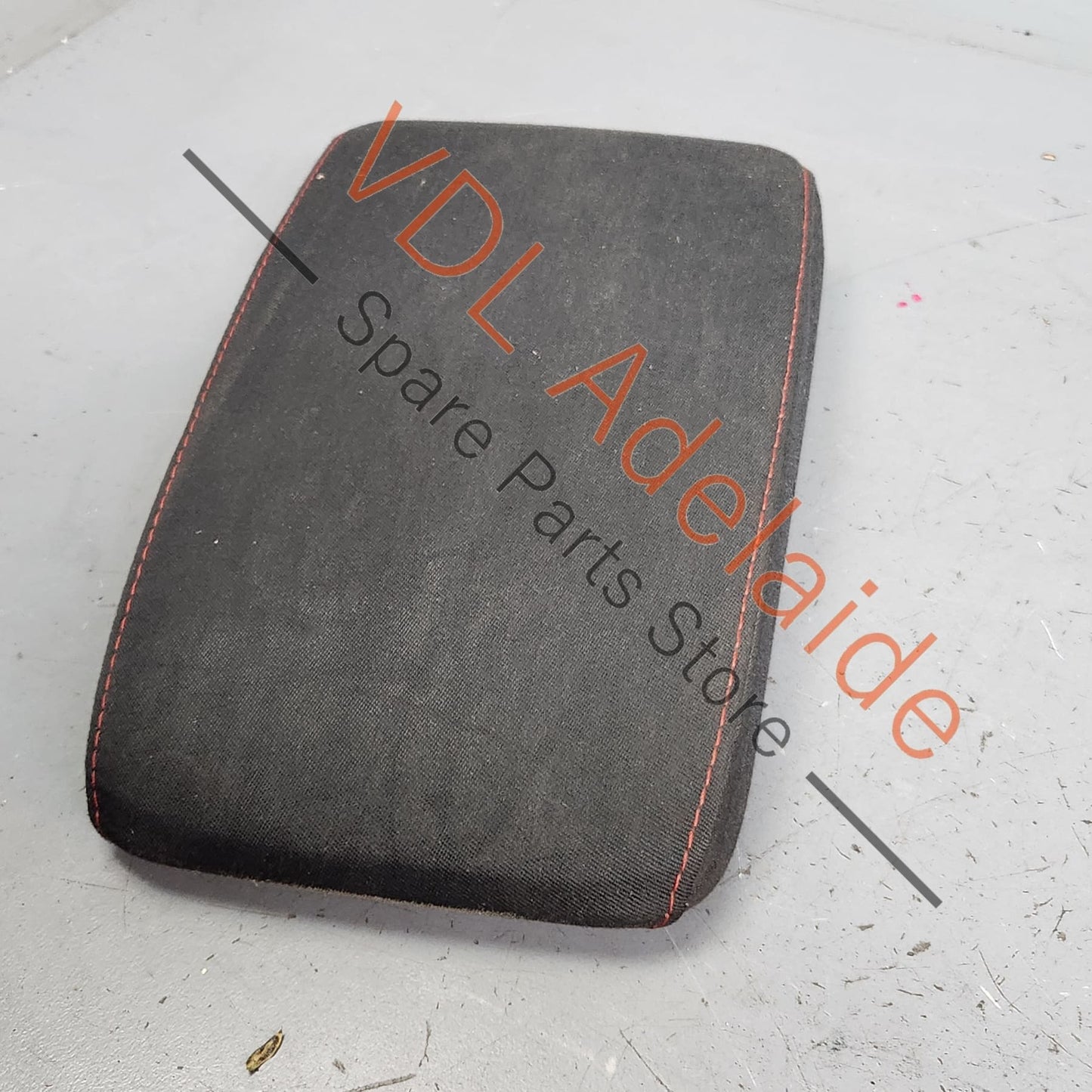 5K006112382V 5K0061123 Genuine OEM VW Golf MK6 Gti Cloth Centre Middle Arm Rest Red Stitching Interior Trim 5K0061123 82V