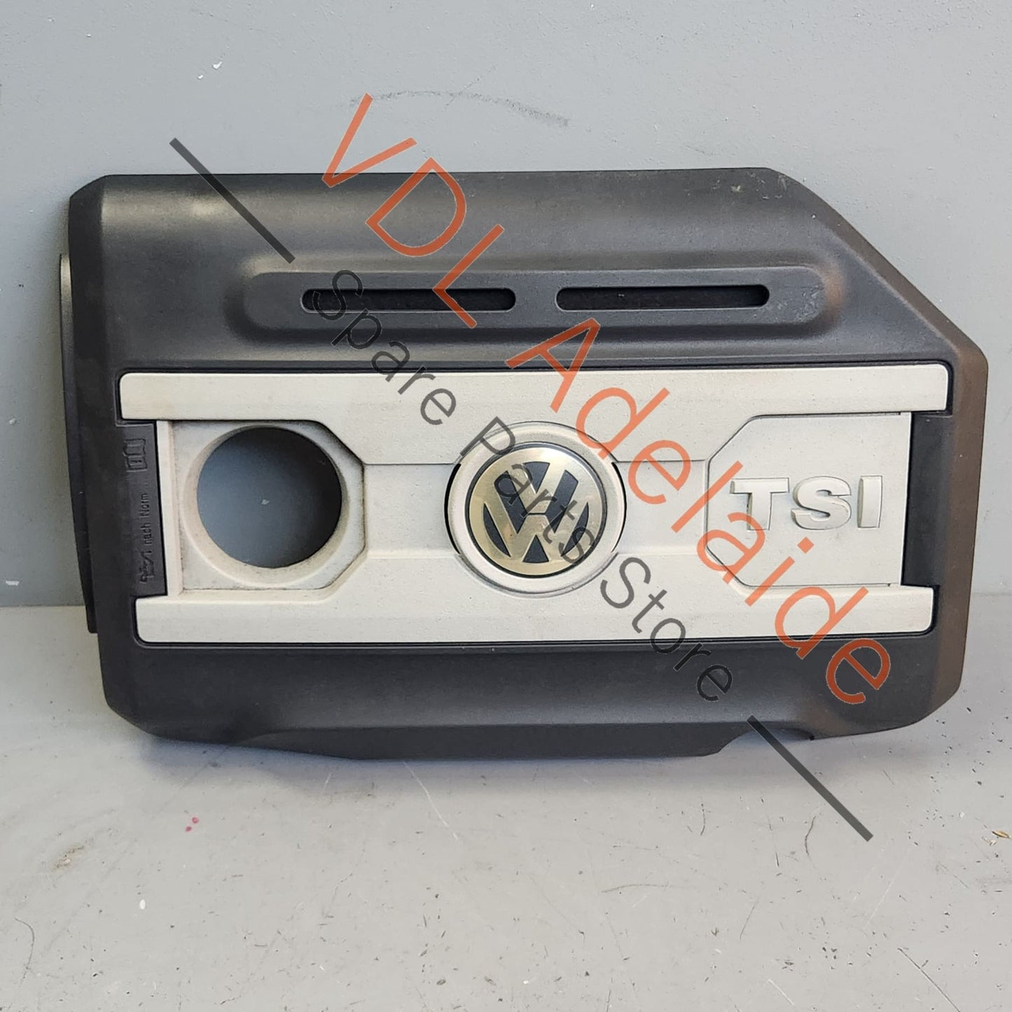 06J103925P 06J103925BG VW Golf MK6 Gti Engine Cover Trim TSI 06J103925P 06J103925BG
