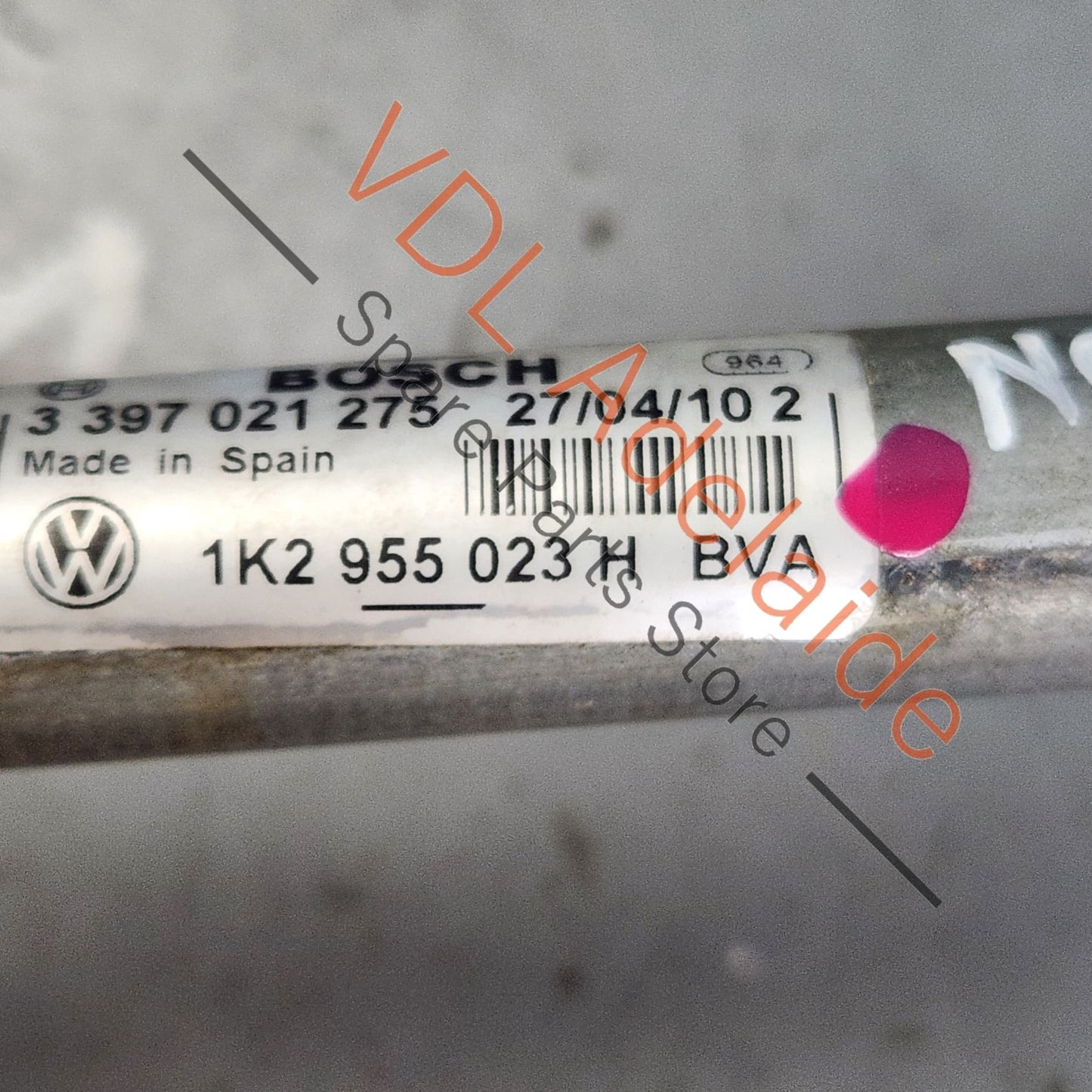 1Q2955119B 1K2955601A VW Golf MK6 Front Windshield Wiper Motor Linkage w Crank Arm 1Q2955119B 1K2955601A