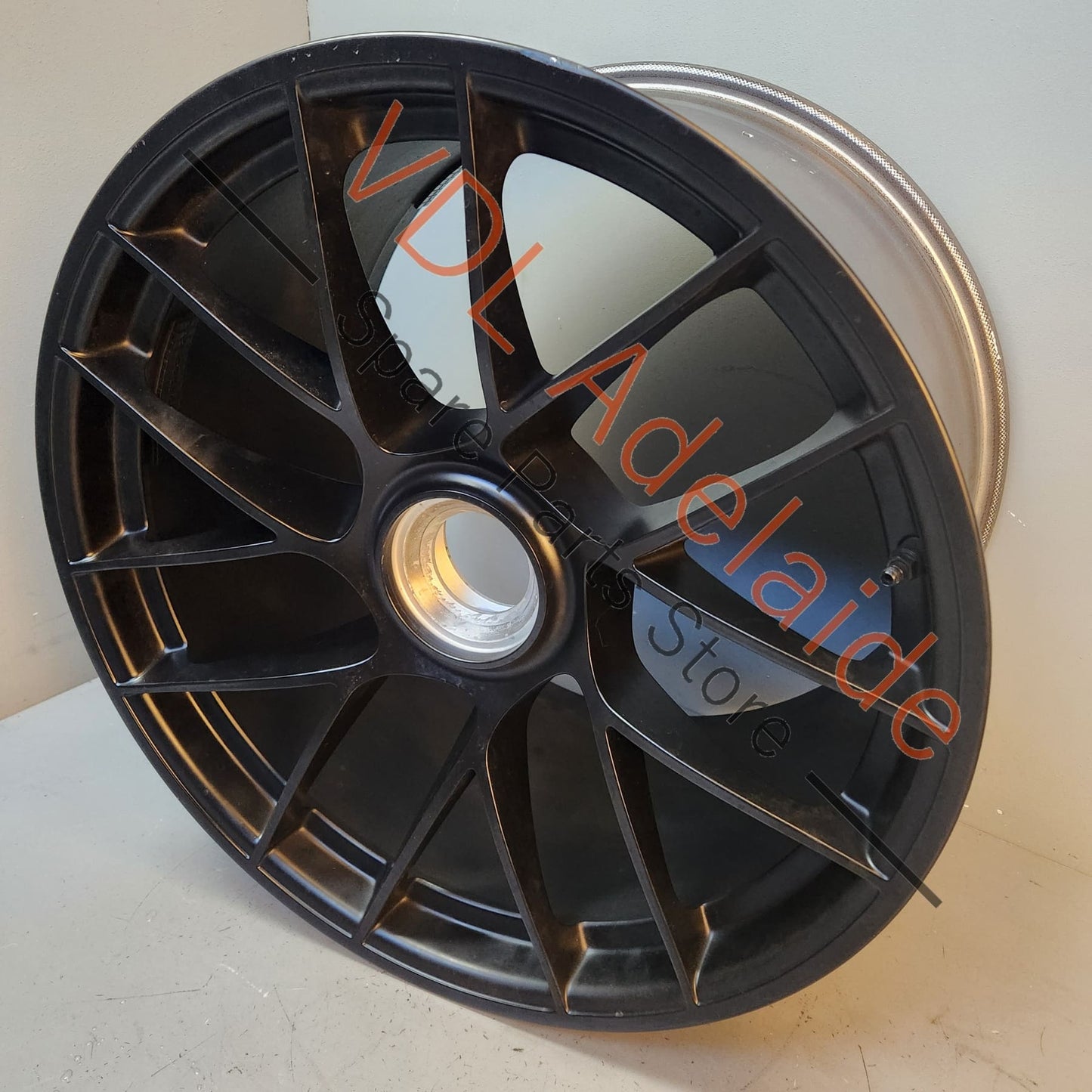 99136277101JE1 Porsche 911 GTS Centrelock Alloy Wheel 20in x 12in Rear 99136277101 JE1 #02