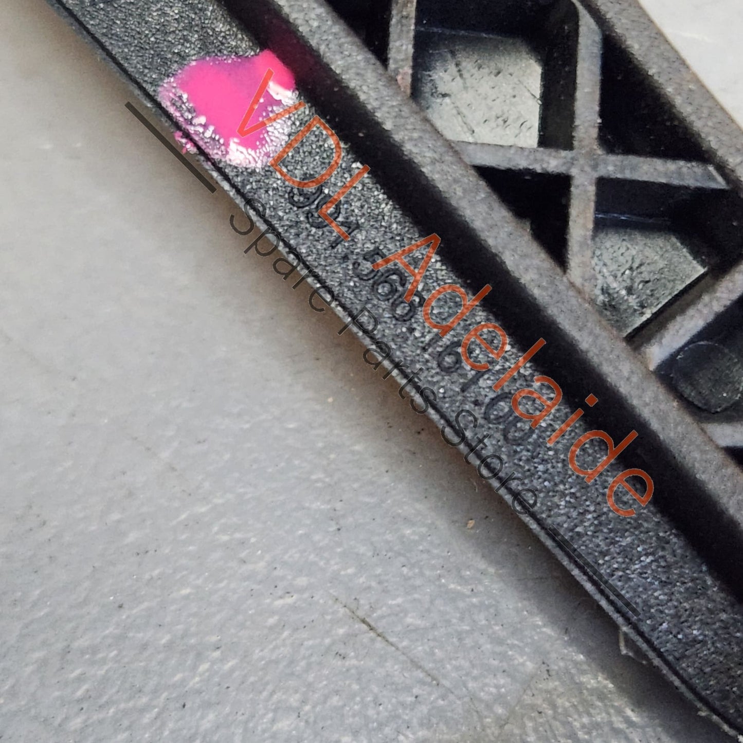 9P1898511 99156616100 Porsche 911 991 Sunroof Wind Deflector Screen 99156616100 9P1898511