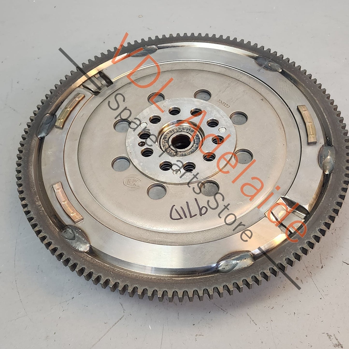 971105264A 9A710526410 Porsche Panamera Dual Mass Flywheel 9A710526410 971105264A Suit CSZA,CSZ,CXTA,CXT,CSZB,CSZ