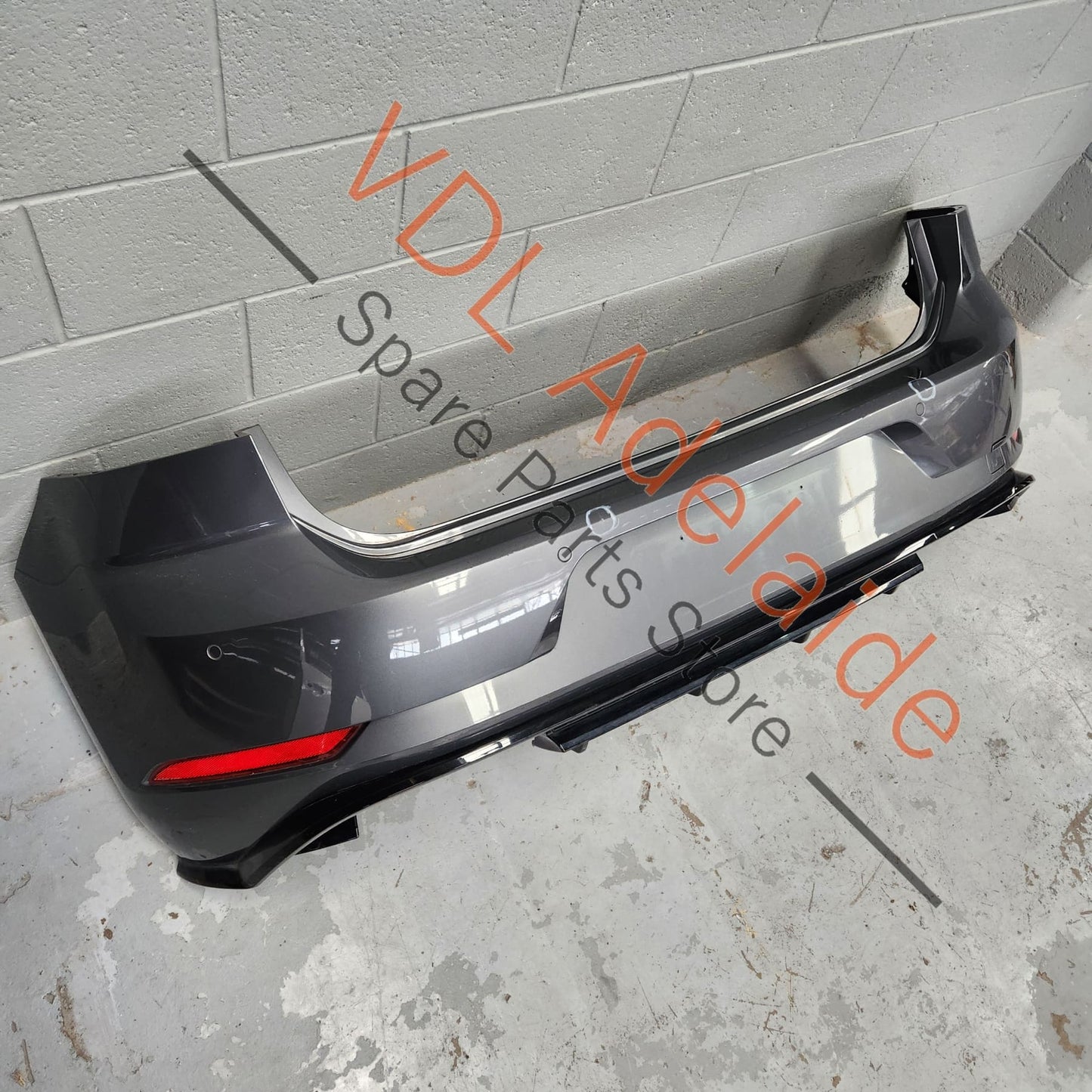5G6807417BQGRU 5G6807568AA041 VW Golf R MK7.5 Rear Bumper Cover & Diffuser