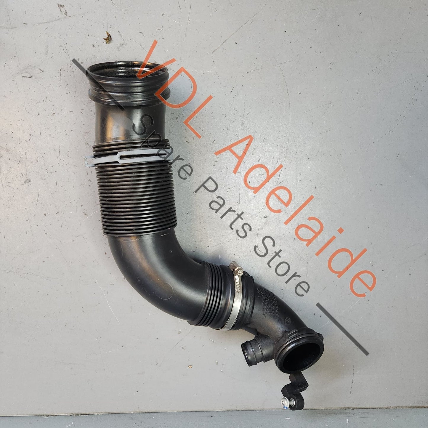 5Q0129654P VW Golf R MK7 7.5 Air Filter to Turbo Connection Hose Pipe 5Q0129654P