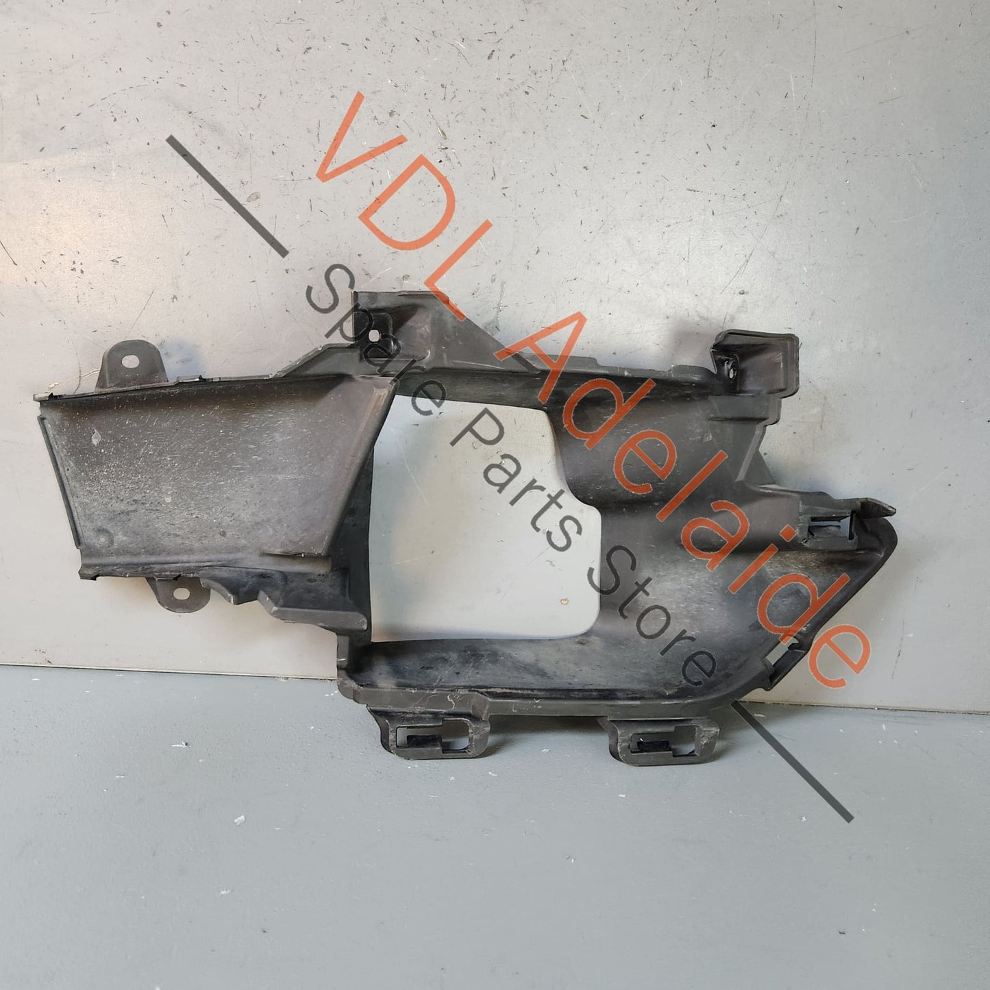 5G0853950M VW Golf R MK7.5 Front Bumper Right RHS Radiator Lower Vent Backing Closing Element 5G0853950M