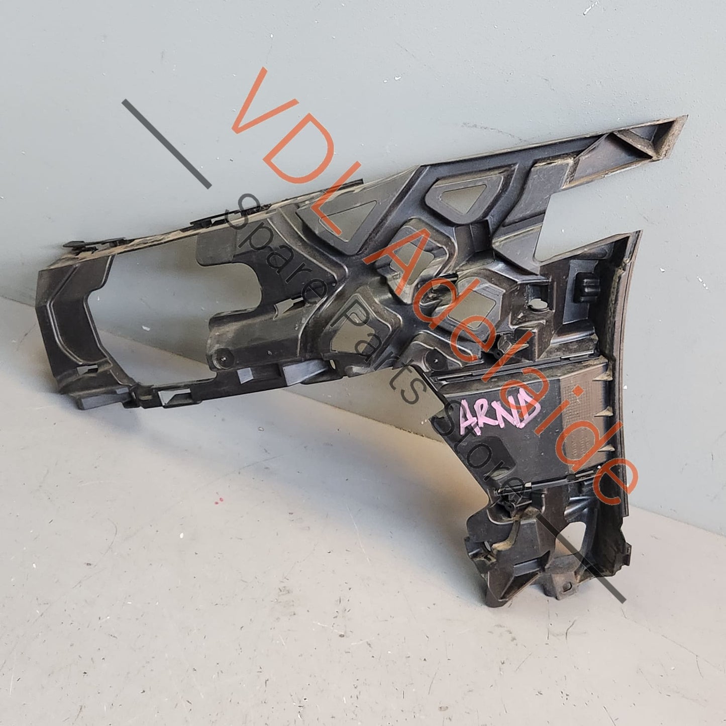 5G0807723L VW Golf MK7.5 R Front Bumper Support Bracket Guide Left 5G0807723L