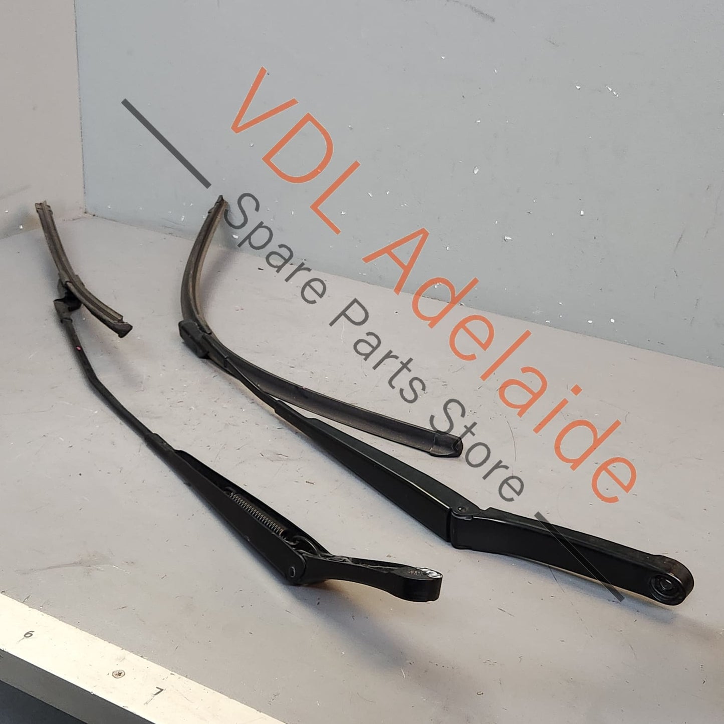 5G2955410B 5G2955409 VW Golf MK7 7.5 Front Window Windscreen Wiper Arm Set L&R for RHD models