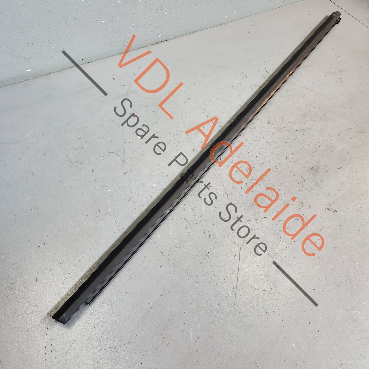 5G4837478D5AP VW Golf MK7 Front Right Door Aperture Window Slot Seal Satin Black 5G4837478D 5AP