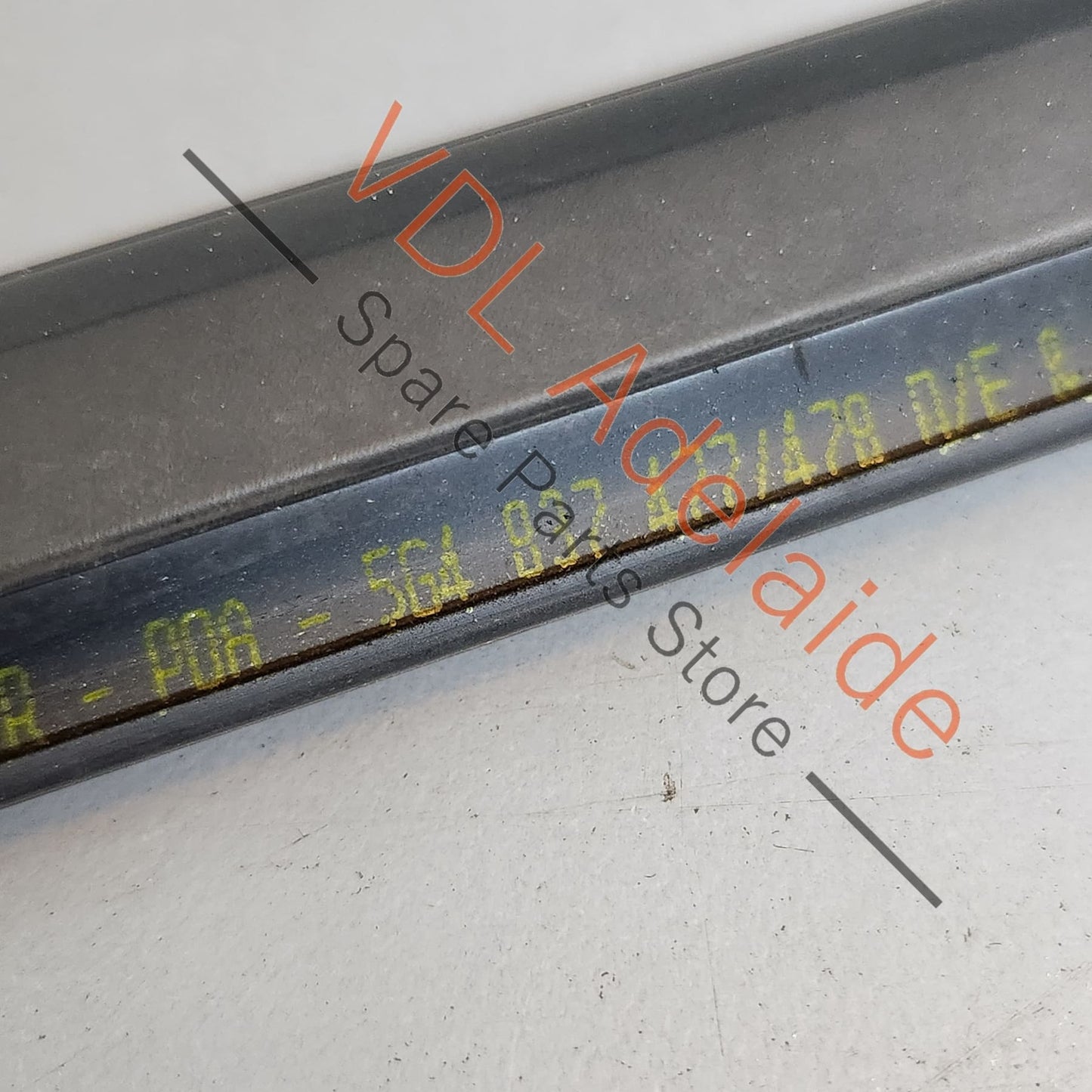 5G4837478D5AP VW Golf MK7 Front Right Door Aperture Window Slot Seal Satin Black 5G4837478D 5AP