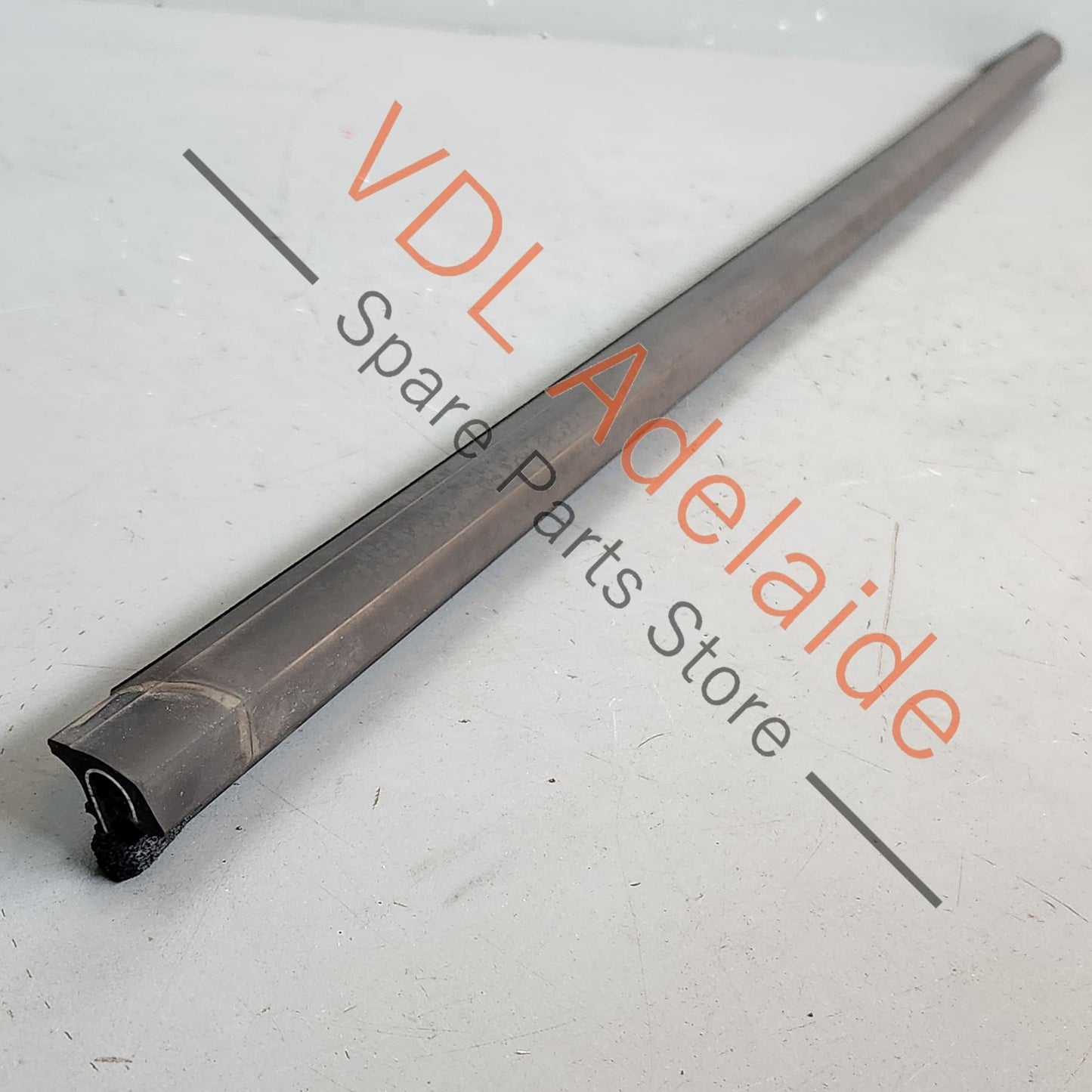 5G4837477D5AP VW Golf MK7 Front Left Door Aperture Window Slot Seal Satin Black 5G4837477D 5AP