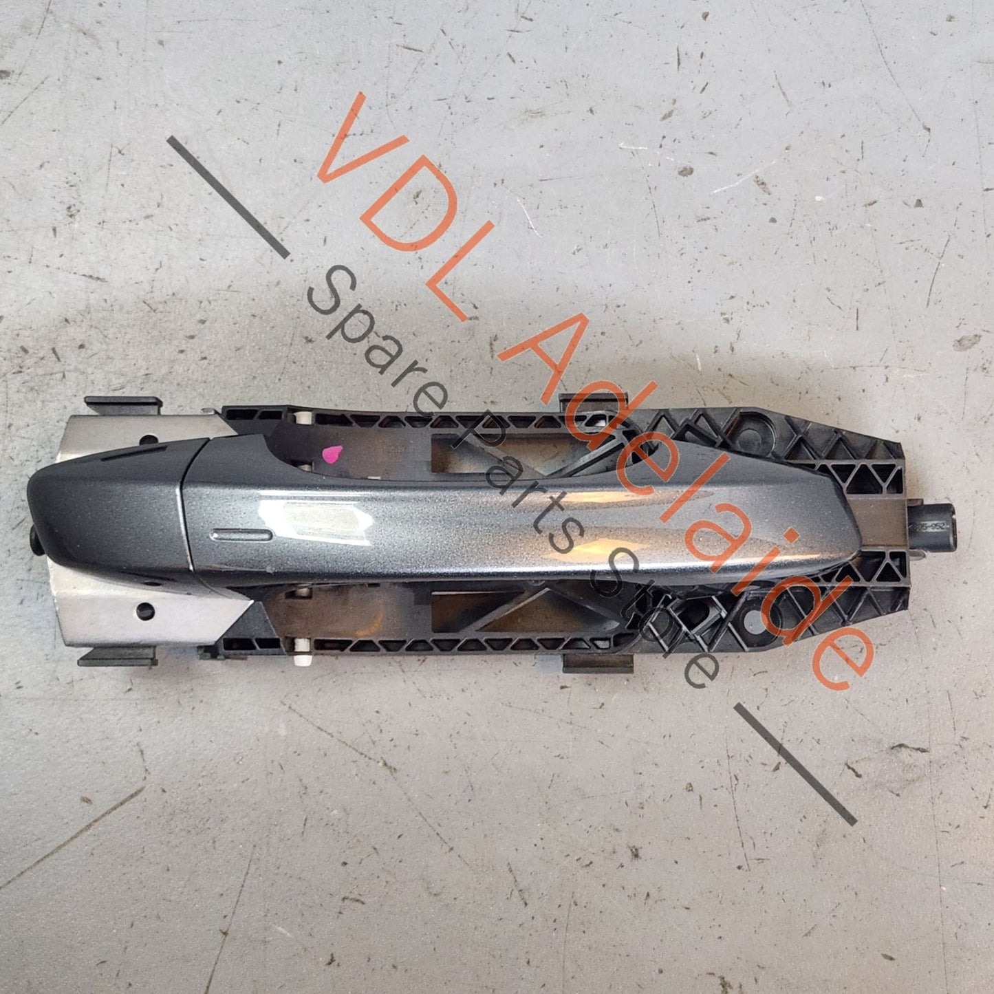 5G0837206Q 5G0837206RGRU VW Golf MK7 Front Right Exterior Door Handle Keyless Entry Indium Grey LR7H X3X3 5G0837206Q GRU