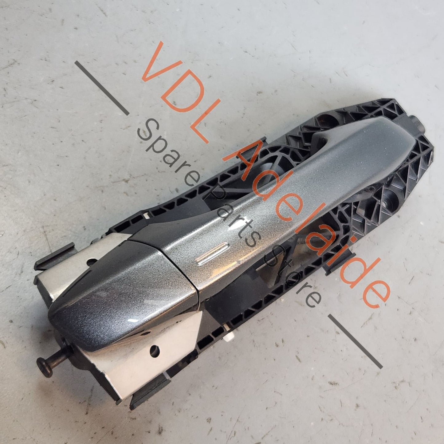 5G0837206Q 5G0837206RGRU VW Golf MK7 Front Right Exterior Door Handle Keyless Entry Indium Grey LR7H X3X3 5G0837206Q GRU