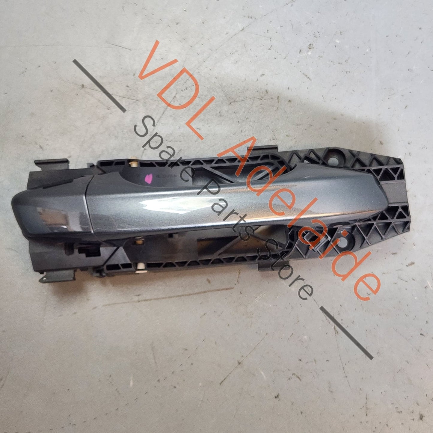 5G0837206N 5G0837206NGRU VW Golf MK7 Rear Right Exterior Door Handle Indium Grey LR7H X3X3 5G0837206N GRU