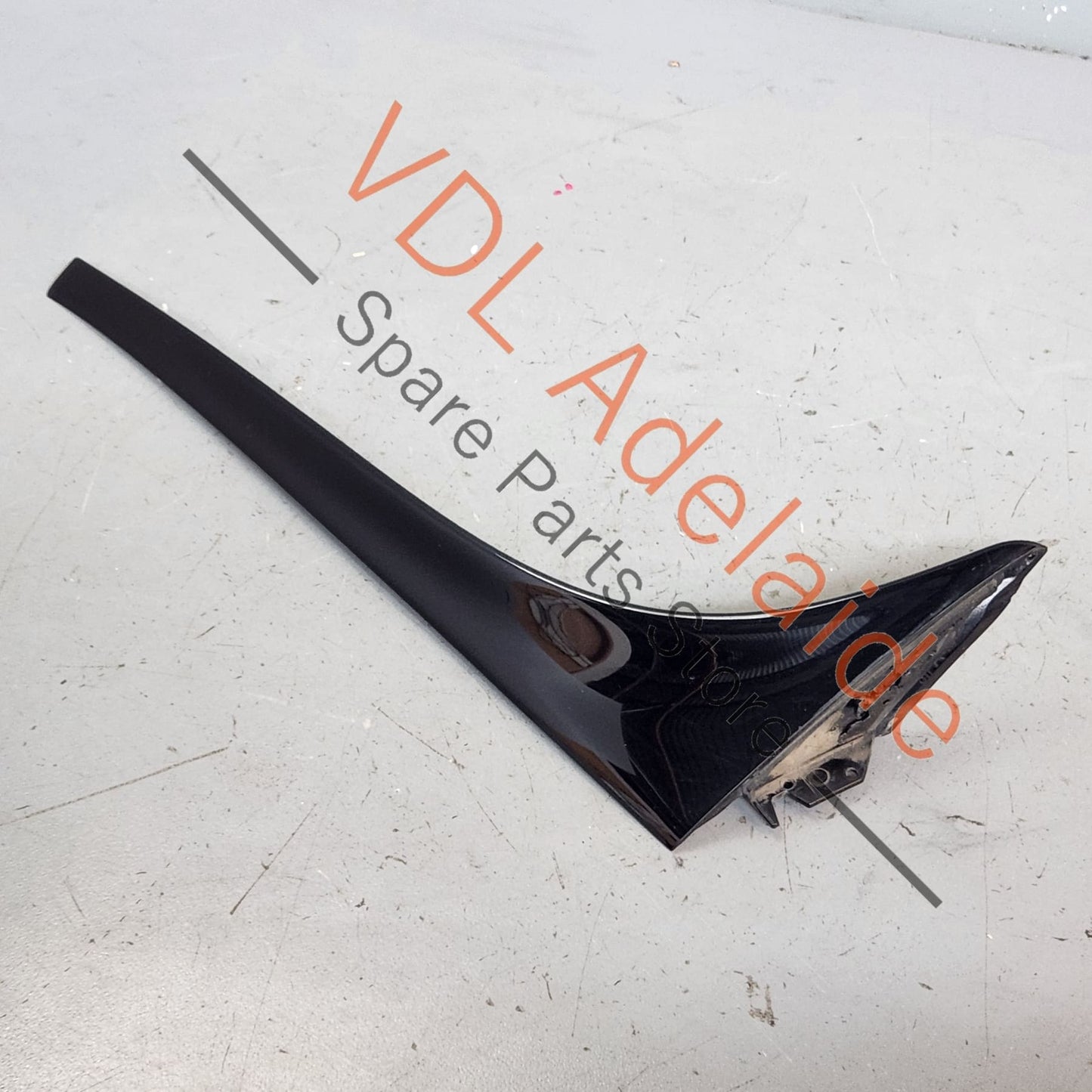5G6805946C VW Golf MK7 7.5 Gti R Right Rear Window Spoiler Trim Molding 5G6805946C 041