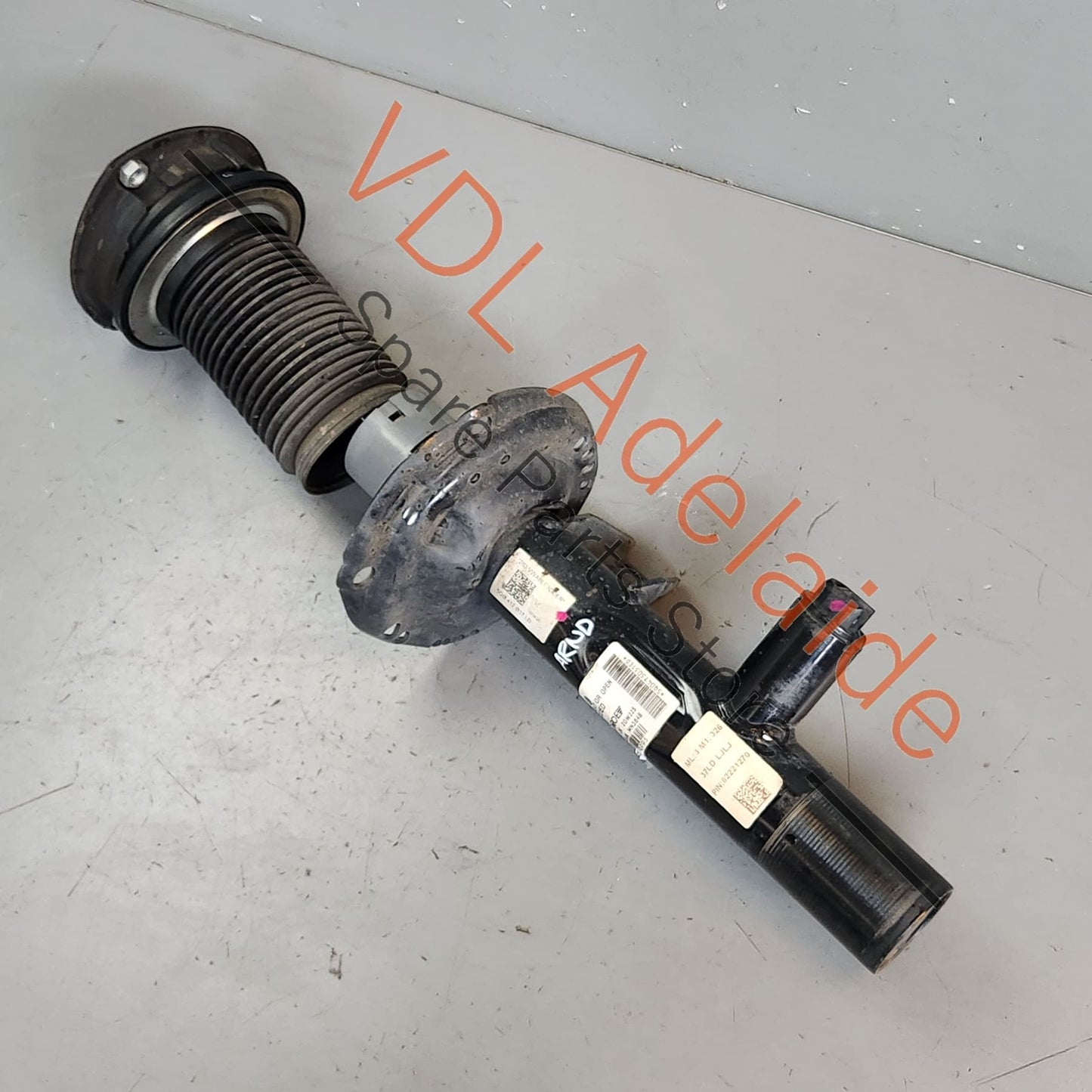 5Q0413031ED VW Golf Mk7 R Front DCC Active Damper Shock Absorber 5Q0413031ED