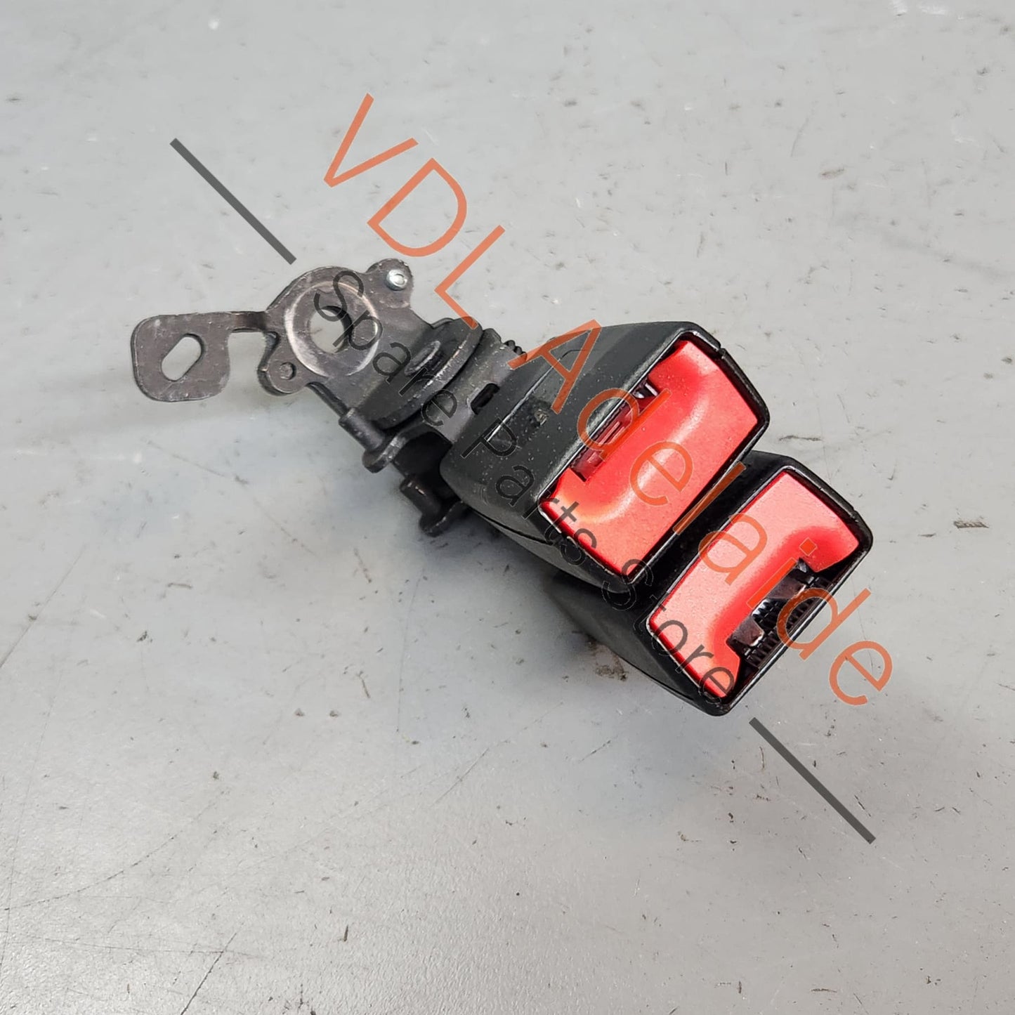 8V0857739QVZ VW Golf MK7 Rear Double Seat Belt Seatbelt Clip Clasp Catch 8V0857739 QVZ