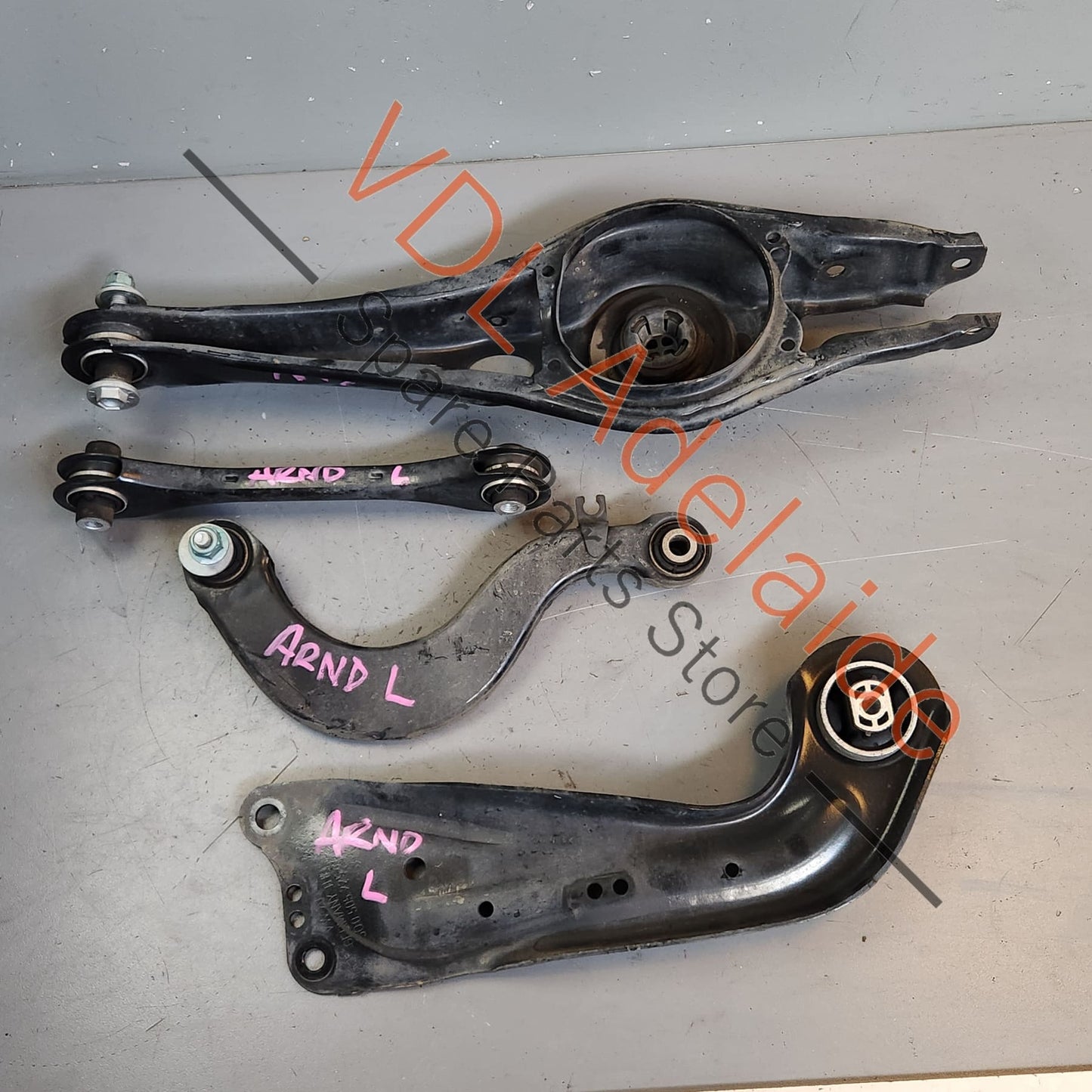 5Q0505223D VW Golf R MK7 7.5 Rear Suspension Control Arms Wishbone Left Set
