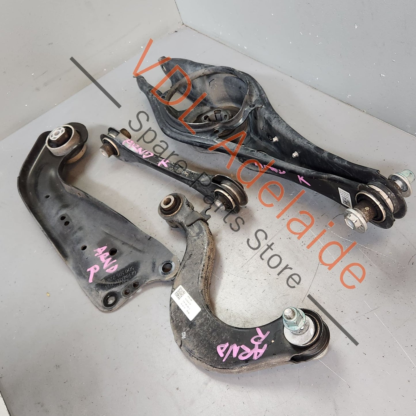 5Q0505224D VW Golf R MK7 7.5 Rear Suspension Control Arms Wishbone Right Set