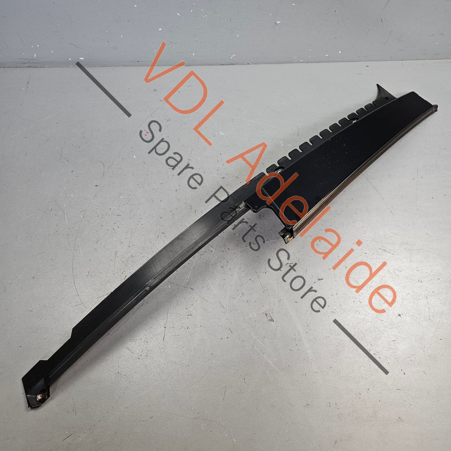 971853290B 971853290D 971853290 Porsche Panamera 971 Right Rear Door Exterior B Pillar Trim Moulding Gloss Black 971853290