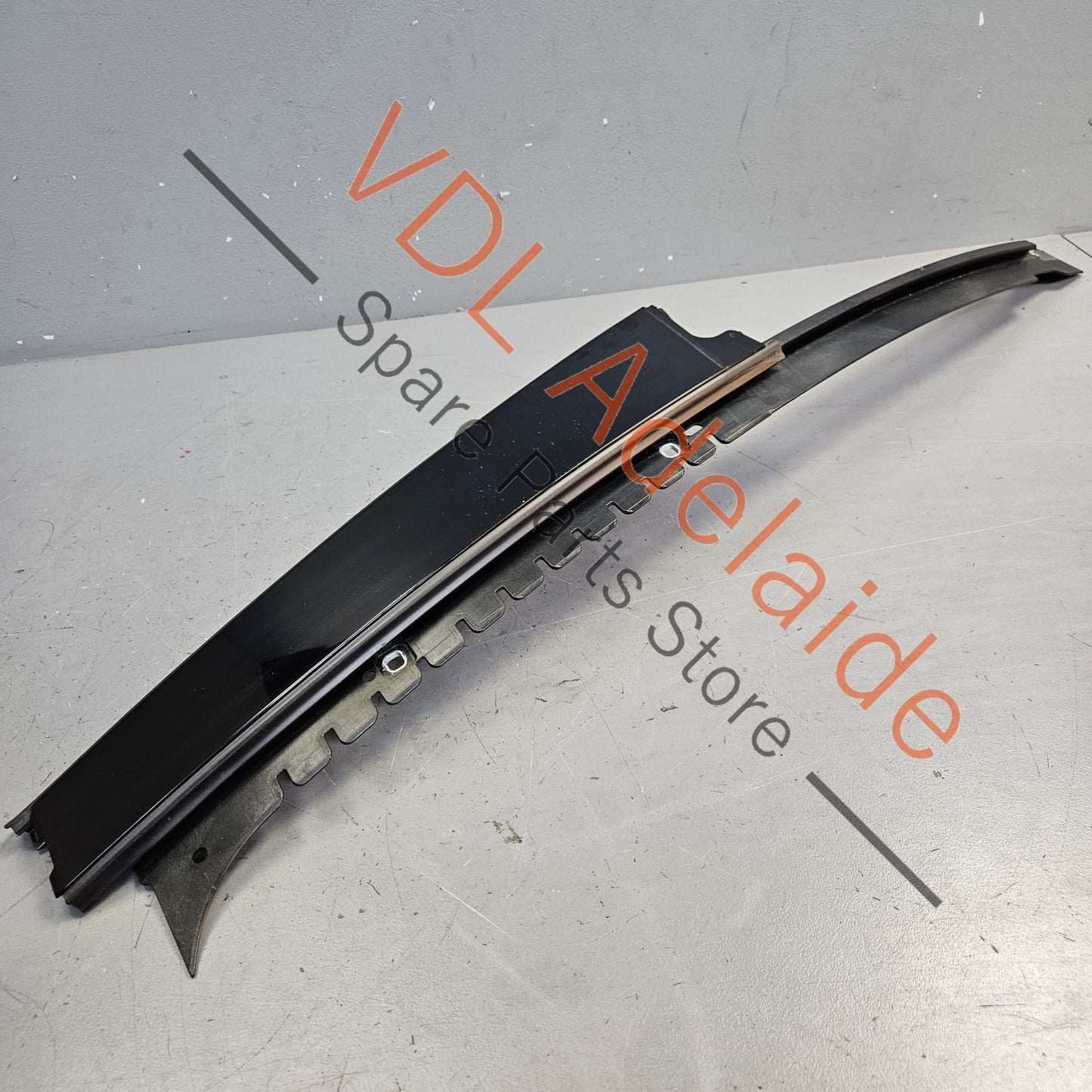 971853290B 971853290D 971853290 Porsche Panamera 971 Right Rear Door Exterior B Pillar Trim Moulding Gloss Black 971853290