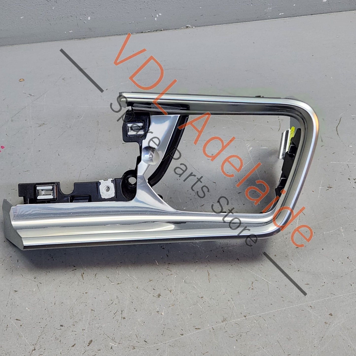 971857715EV08 Porsche Panamera 971 Right Side Dashboard Interior Trim Galvano Silver Chrome 971857715E V08