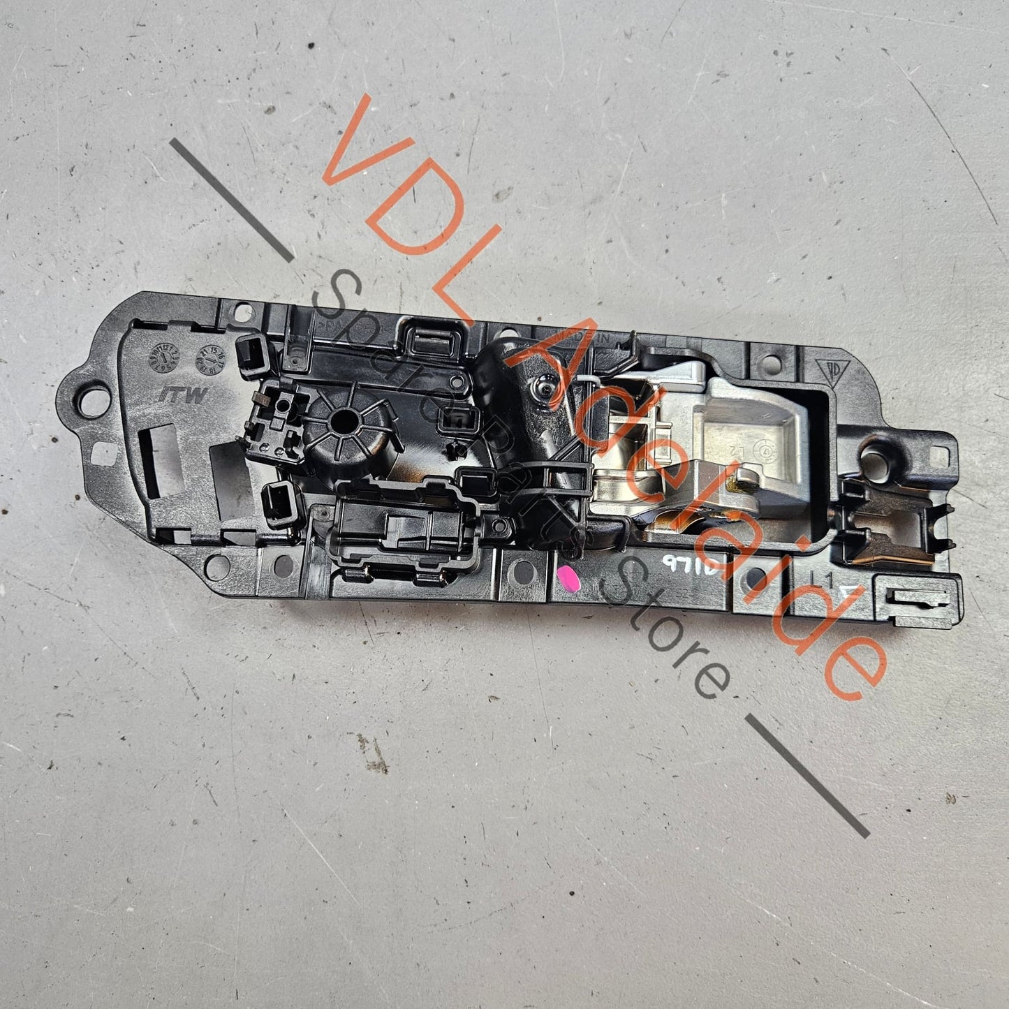 971837019CCZO Porsche Panamera Left Side Interior Door Handle Pull Actuator w Trim 971837019C CZO suits front or rear