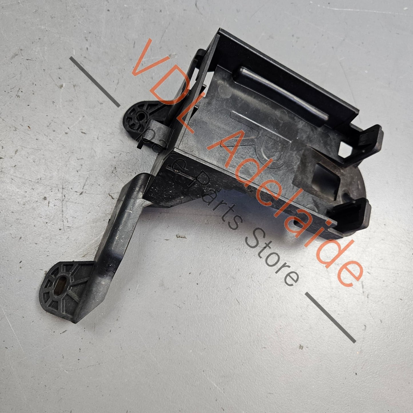 5G6907456C VW Golf Audi A3 Blind Spot Radar Rear Right Mounting Bracket 5G6907456C