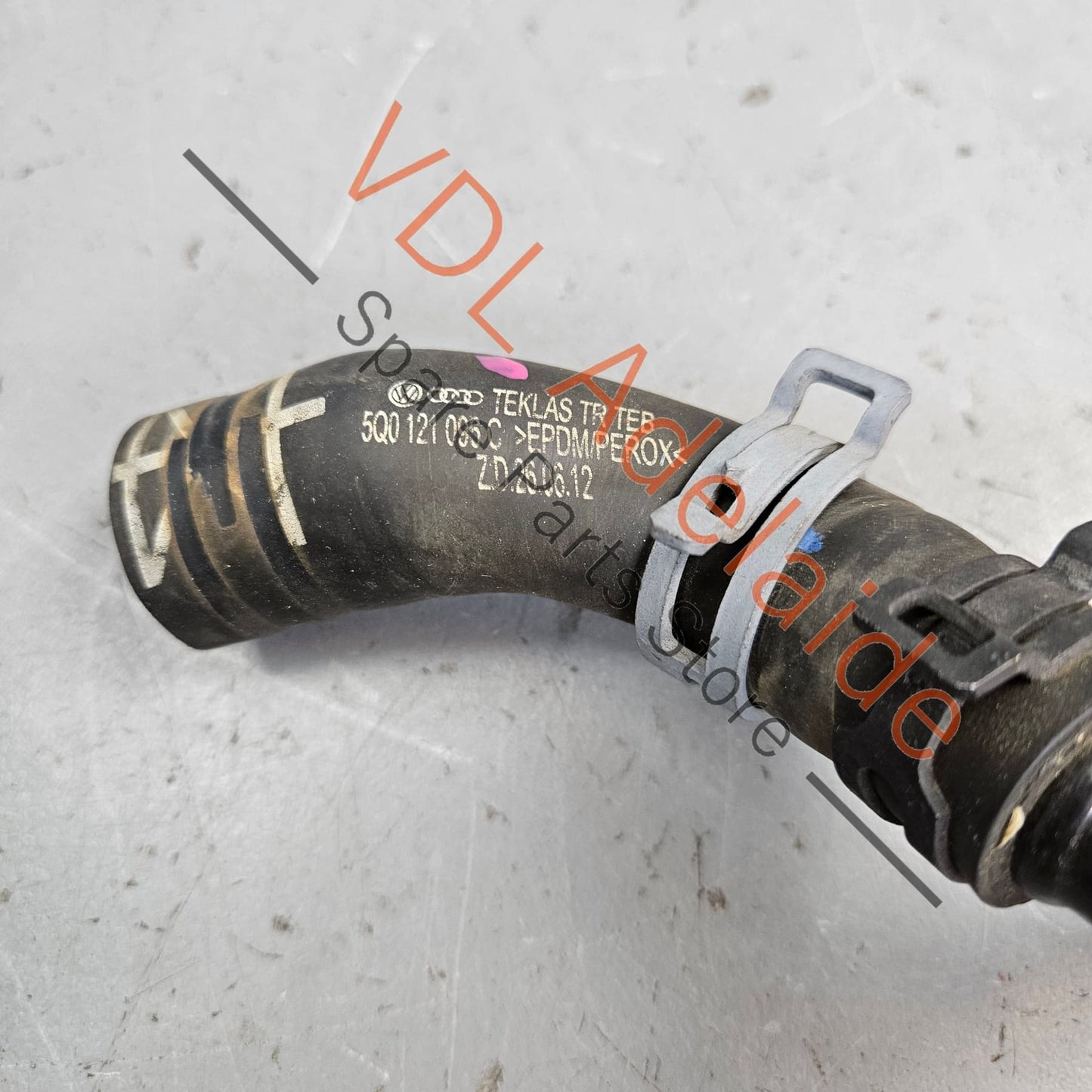5Q0121096C VW Golf MK7 DSG Gearbox Cooling Hose Pipe 5Q0121096C 5Q0121064AT
