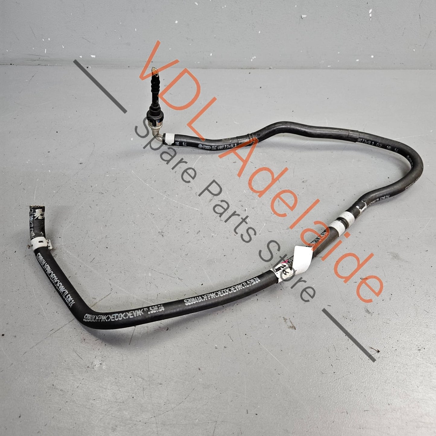 06K133986AK VW Golf MK7 Fuel Hose with Coupling 06K133986AK