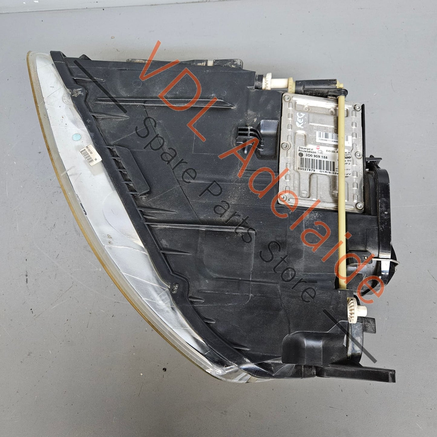 7L6941016BM 7L6941018BJ 7L6941018AJ VW Touareg 2002-2005 Pre-Facelift Xenon Headlamp Right 7L6941018BJ 7L6941018AJ 7L6941016BM