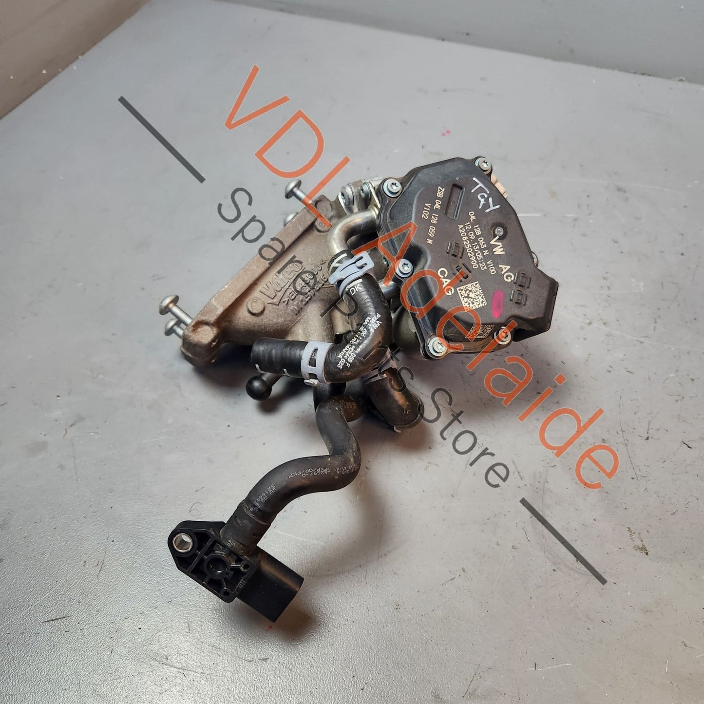 04L128063N VW 1.6 2.0 Diesel Throttle Body Intake Valve 04L128063N