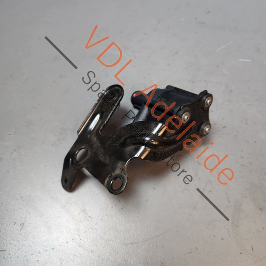 5Q0121599M 5G0965567   VW Genuine Bosch Auxiliary Additional Coolant Pump Motor 5G0965567 5Q0121599M