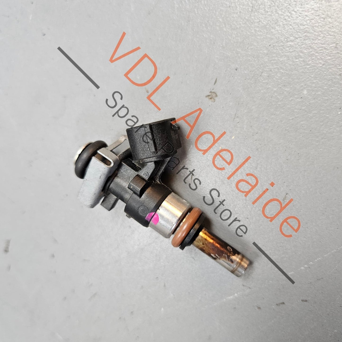 06L906031C Genuine VW Audi 2.0T Petrol Fuel Injector Set of 4 06L906031C only 20,828km