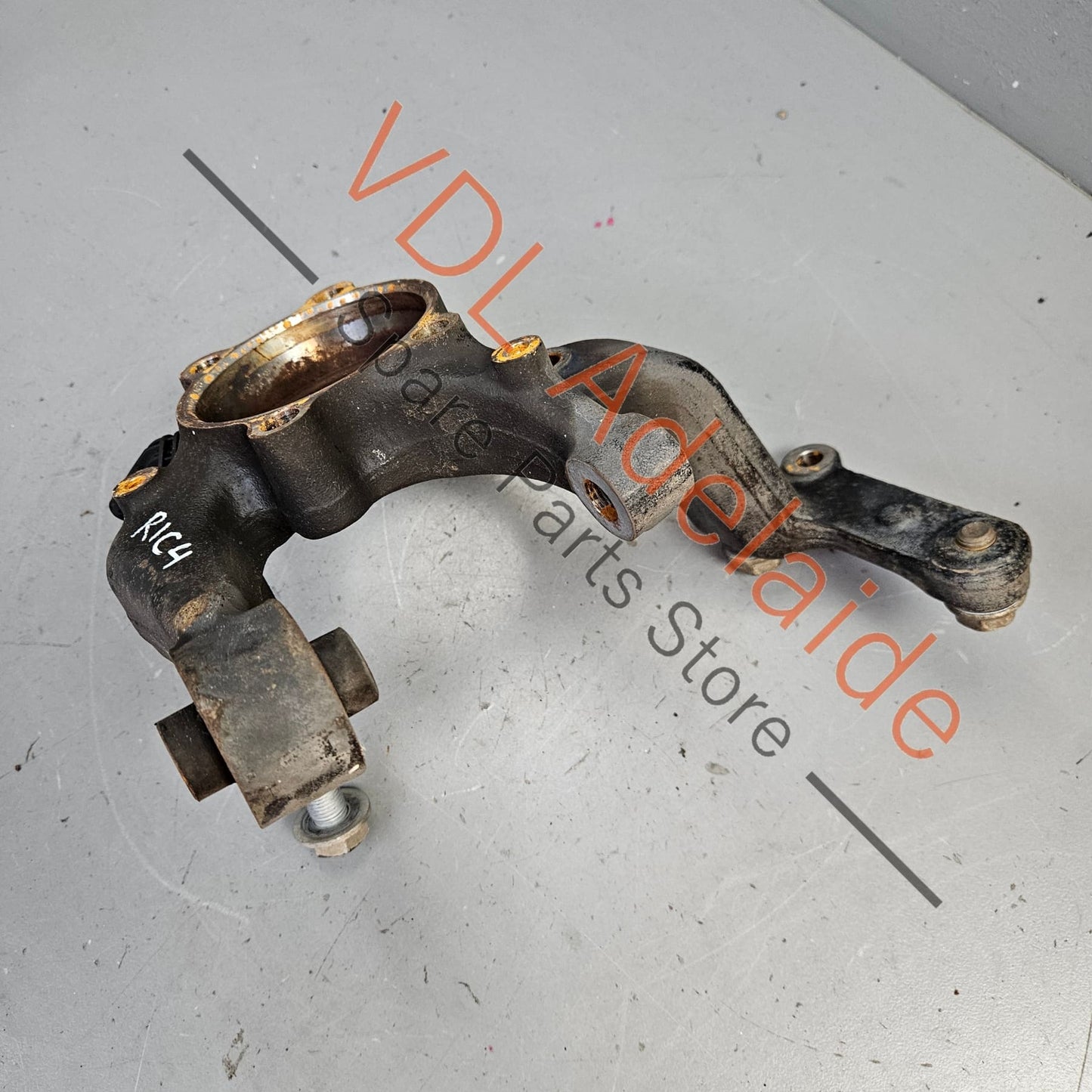1K0505433 VW Golf Mk5 R32 Left Rear Wheel Bearing Housing Hub Knuckle Suspension 1K0505433