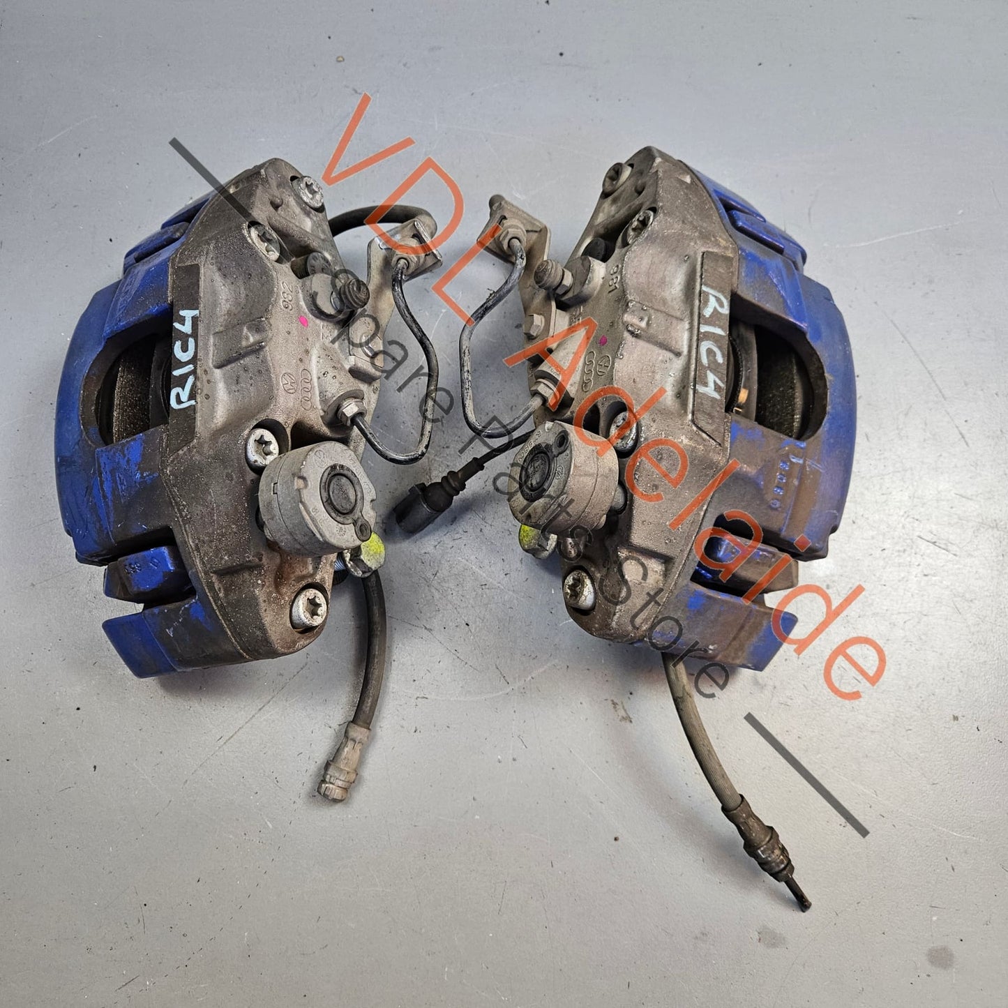 1K0615123J 1K0615124J 1K0615125F VW Golf R32 Front Brake Caliper Set Suit 345 x 30 Vented Rotor 1K0615123J 1K0615124J 1K0615125F