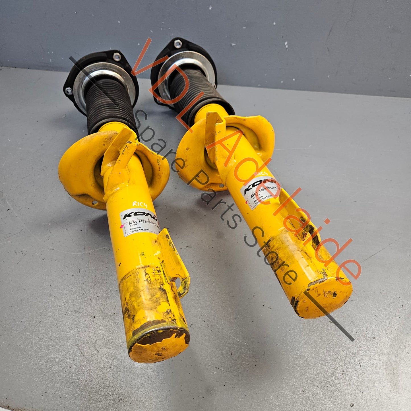 8741-1488Sport 87411488Sport Koni Shock Absorber Suspension pair for Golf MK6 R MK5 R32 Gti Passat R36 8741-1488Sport