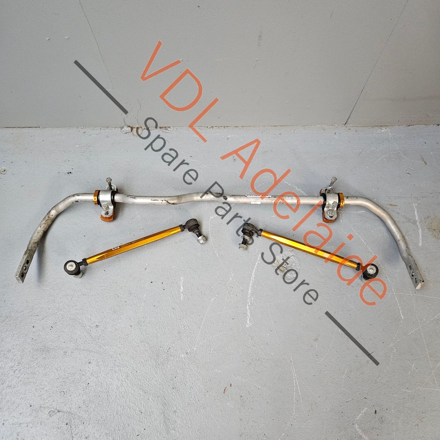 VWGolfR32FrontWhitelineSwaybarSwayBarKitwithlinks VW Golf R32 Front Whiteline Swaybar Sway Bar Kit with links