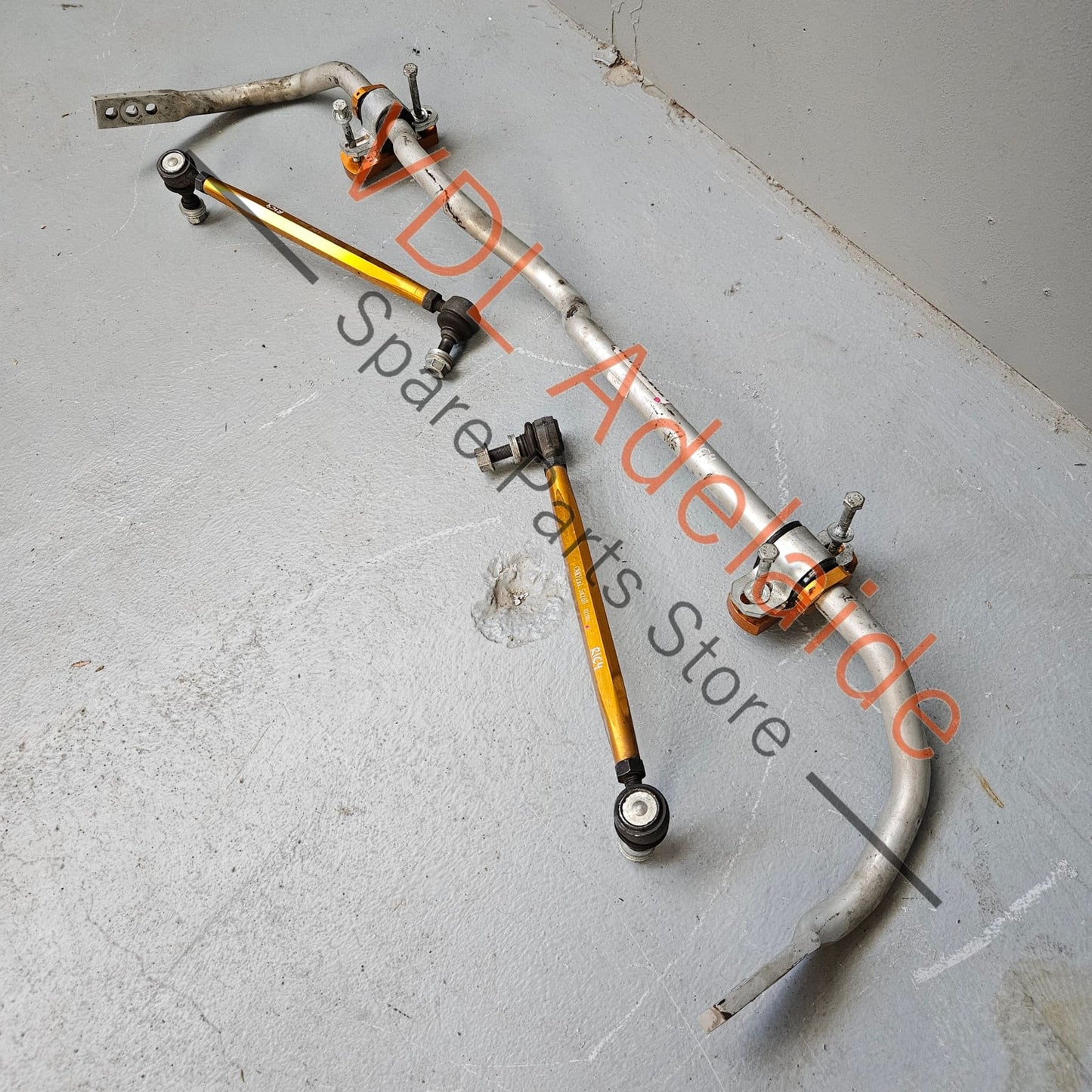 VWGolfR32FrontWhitelineSwaybarSwayBarKitwithlinks VW Golf R32 Front Whiteline Swaybar Sway Bar Kit with links