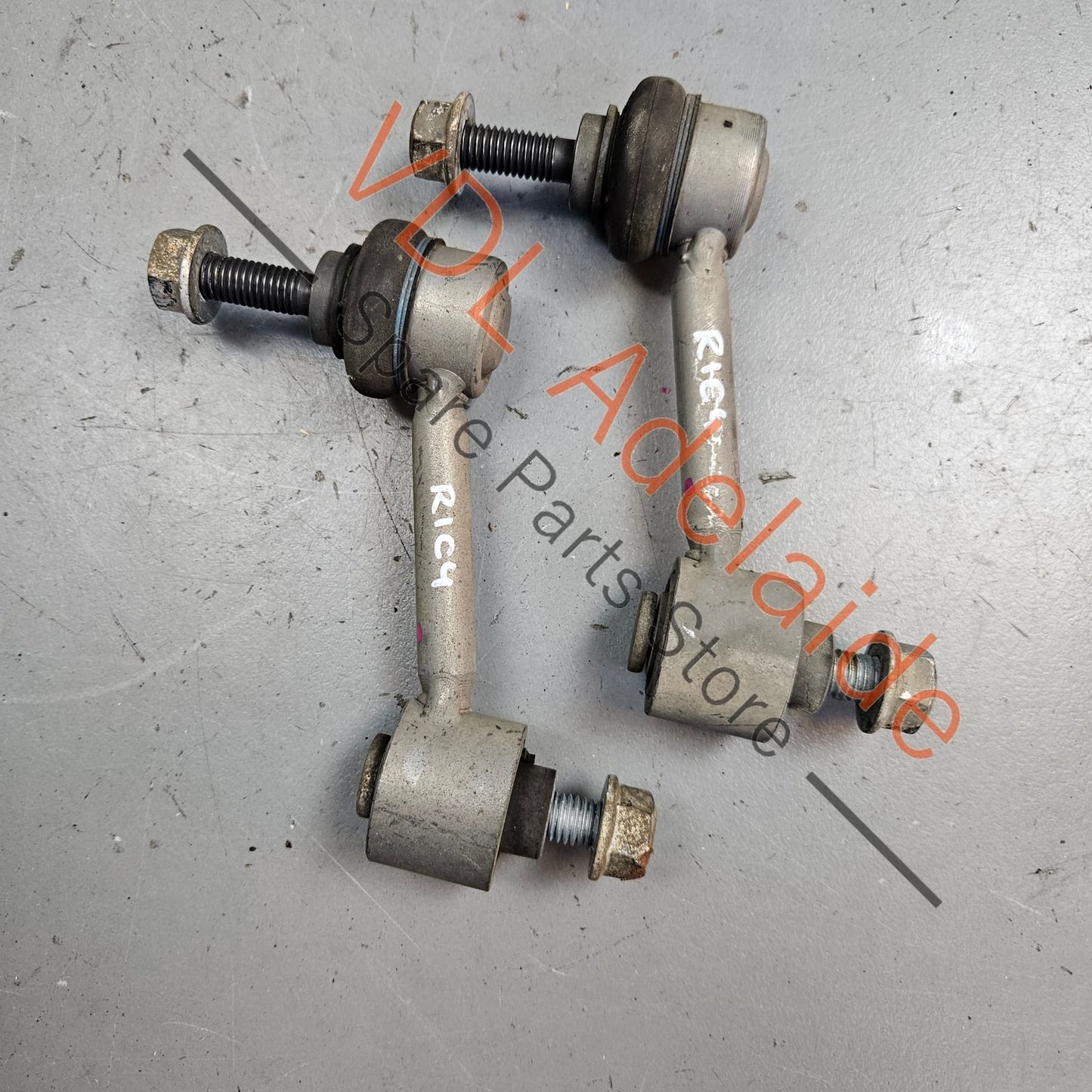 1K0505465K VW Golf MK5 MK6 Rear Swaybar Coupling Rod Link Suspension 1K0505465K