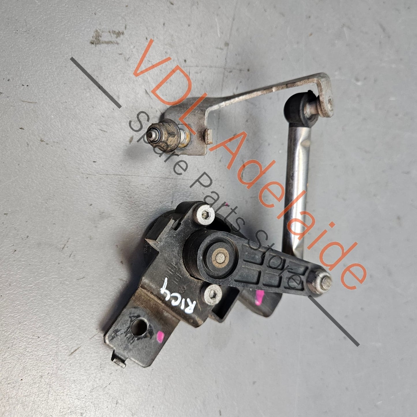 1K0941274B VW Golf R32 Front Suspension Level Sensor 1K0941274B