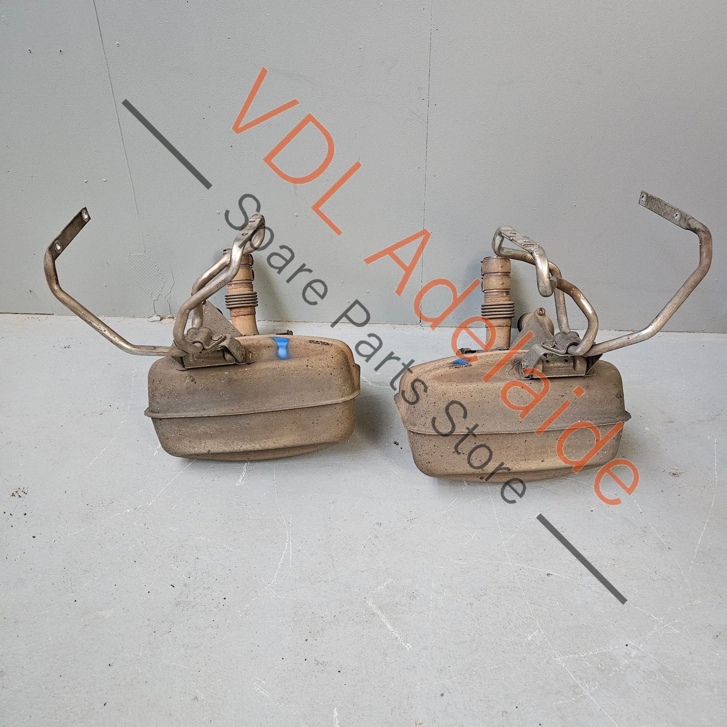 99111132103 99111132203 Porsche 911 991 Carrera S Stock Exhaust Muffler Set Pair 99111132103 99111132203