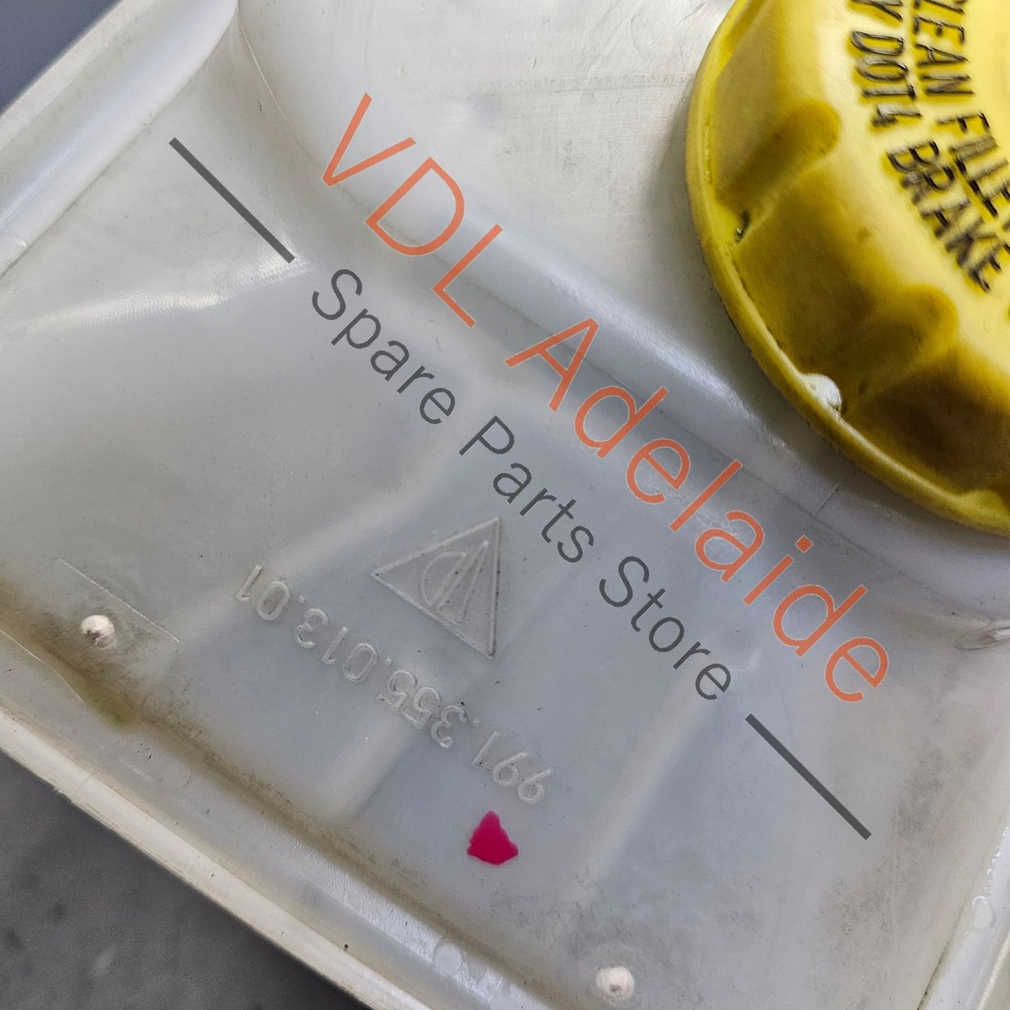 99135513029 99135513027 Porsche 911 991 Brake Master Cylinder 99135513029