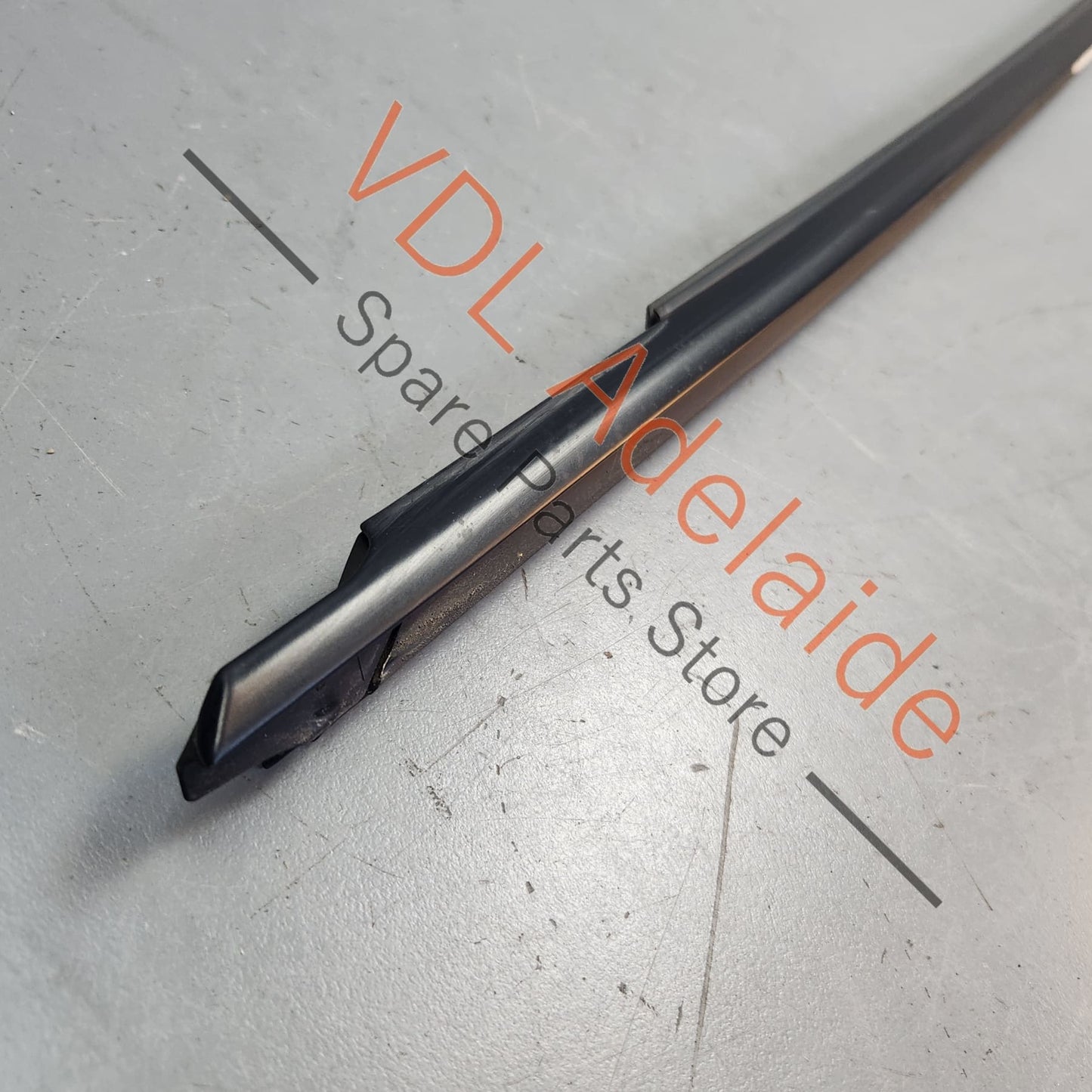 9915370850103C Porsche 911 991 Left Exterior Window Aperture Slot Seal Waist Trim Matt Black 99153708501 03C