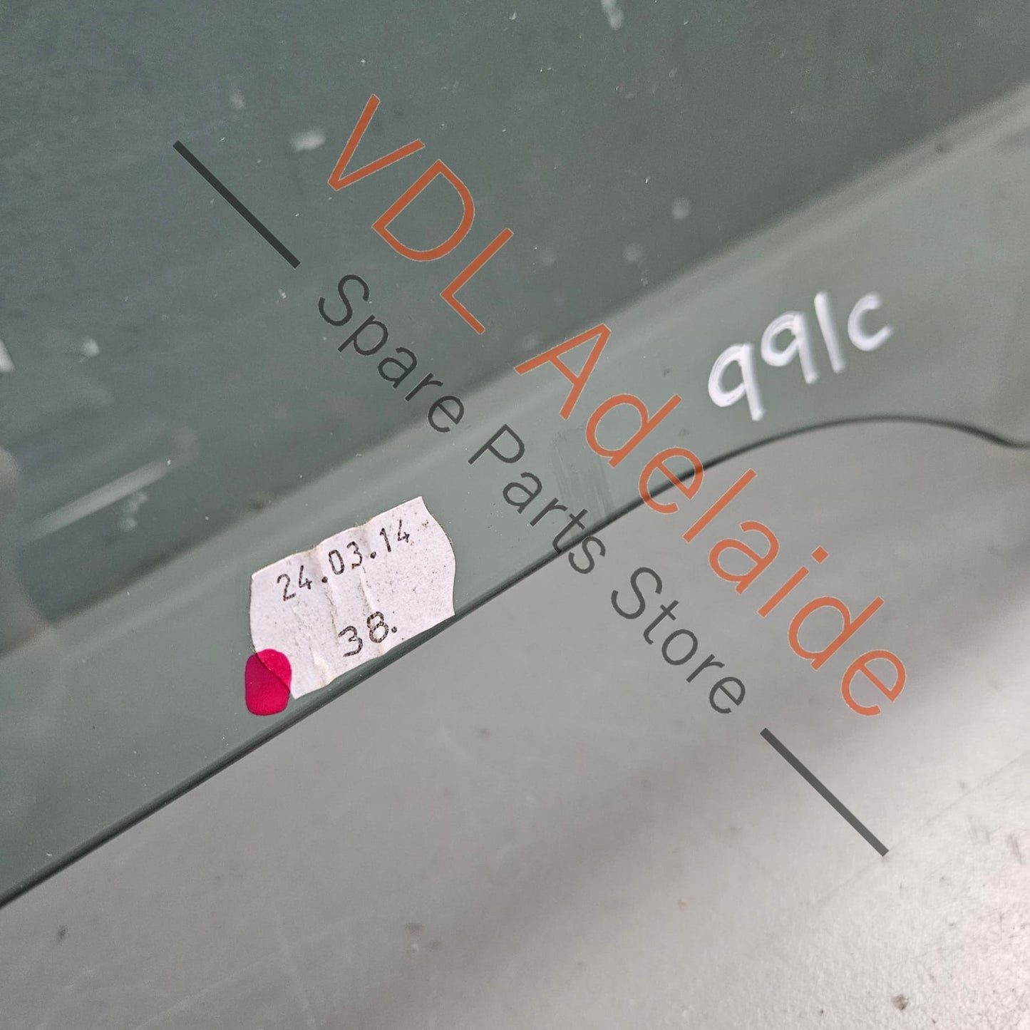 99154251100 99154251103 Porsche 911 Side Window Glass for Left Door 99154251100